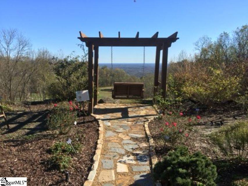 19 Grosbeak Way Landrum, SC 29356
