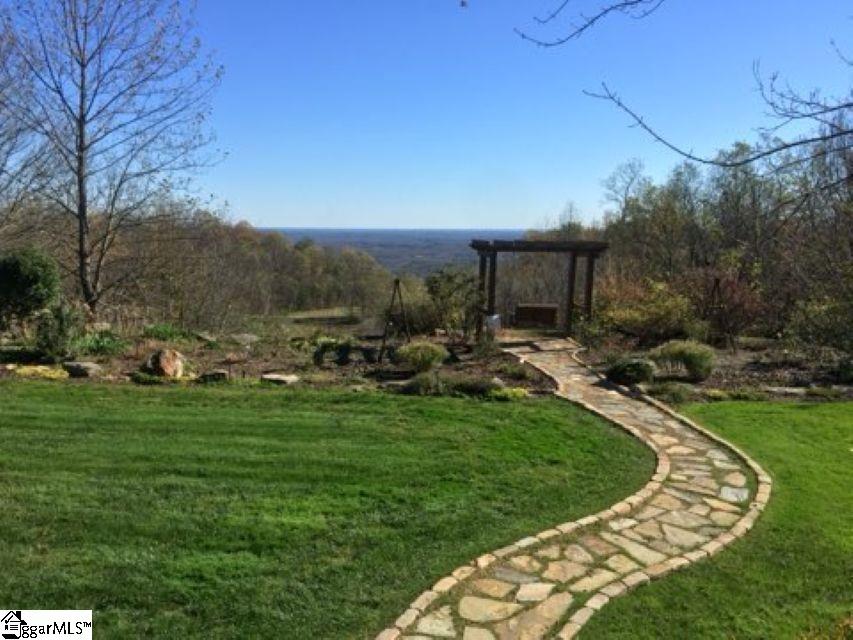 19 Grosbeak Way Landrum, SC 29356