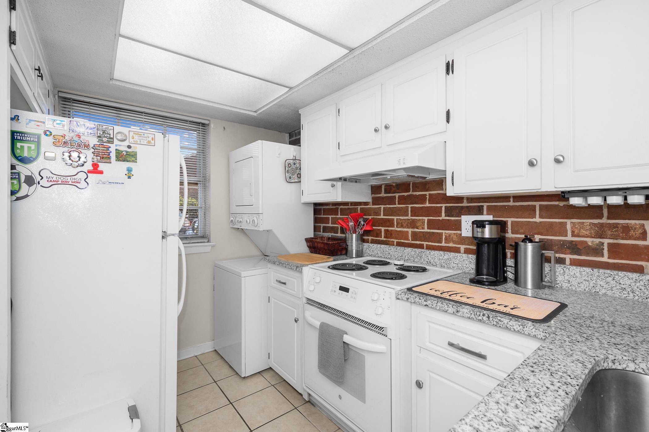 2530 E North Street Greenville, SC 29615