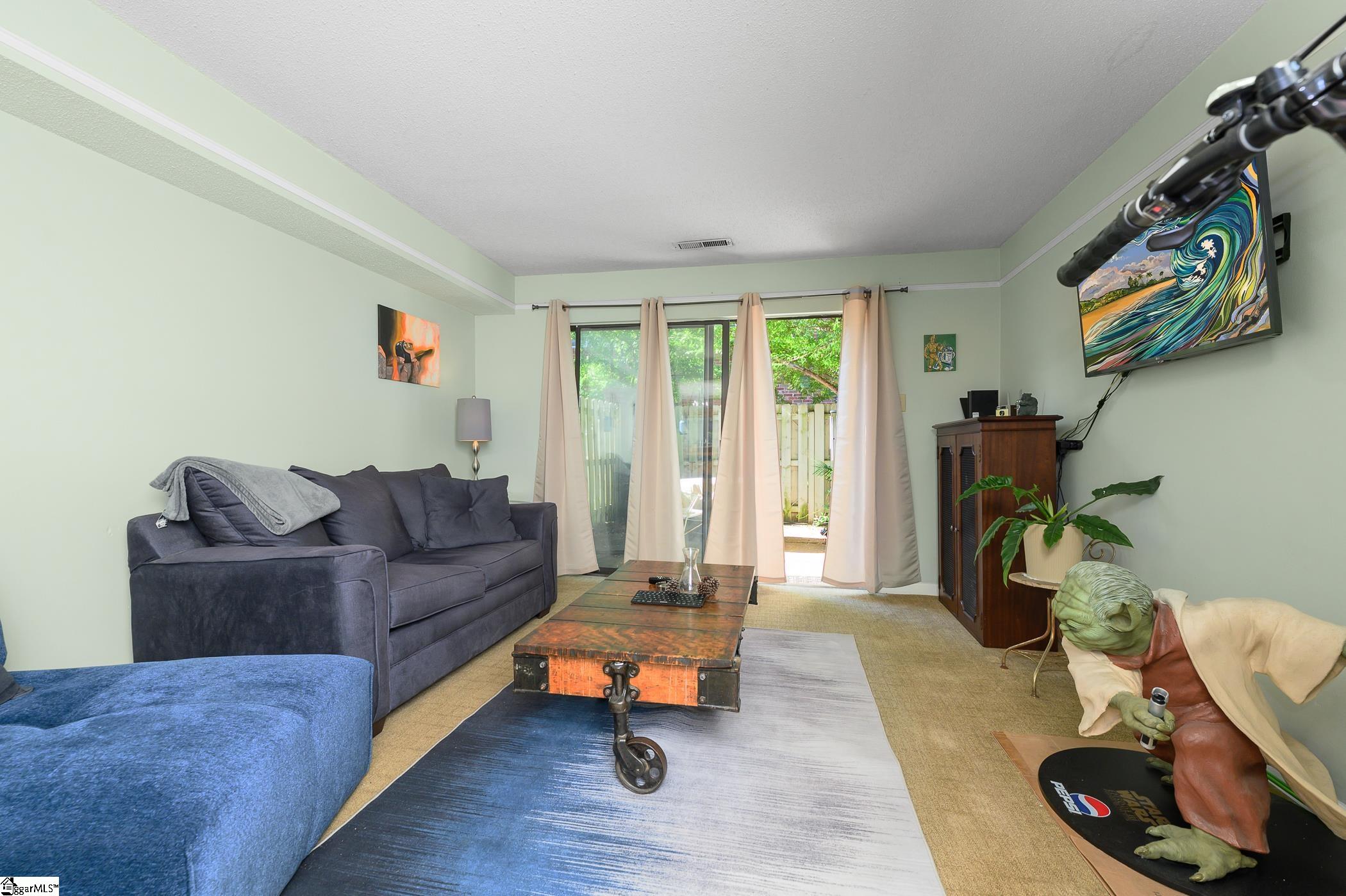 2530 E North Street Greenville, SC 29615