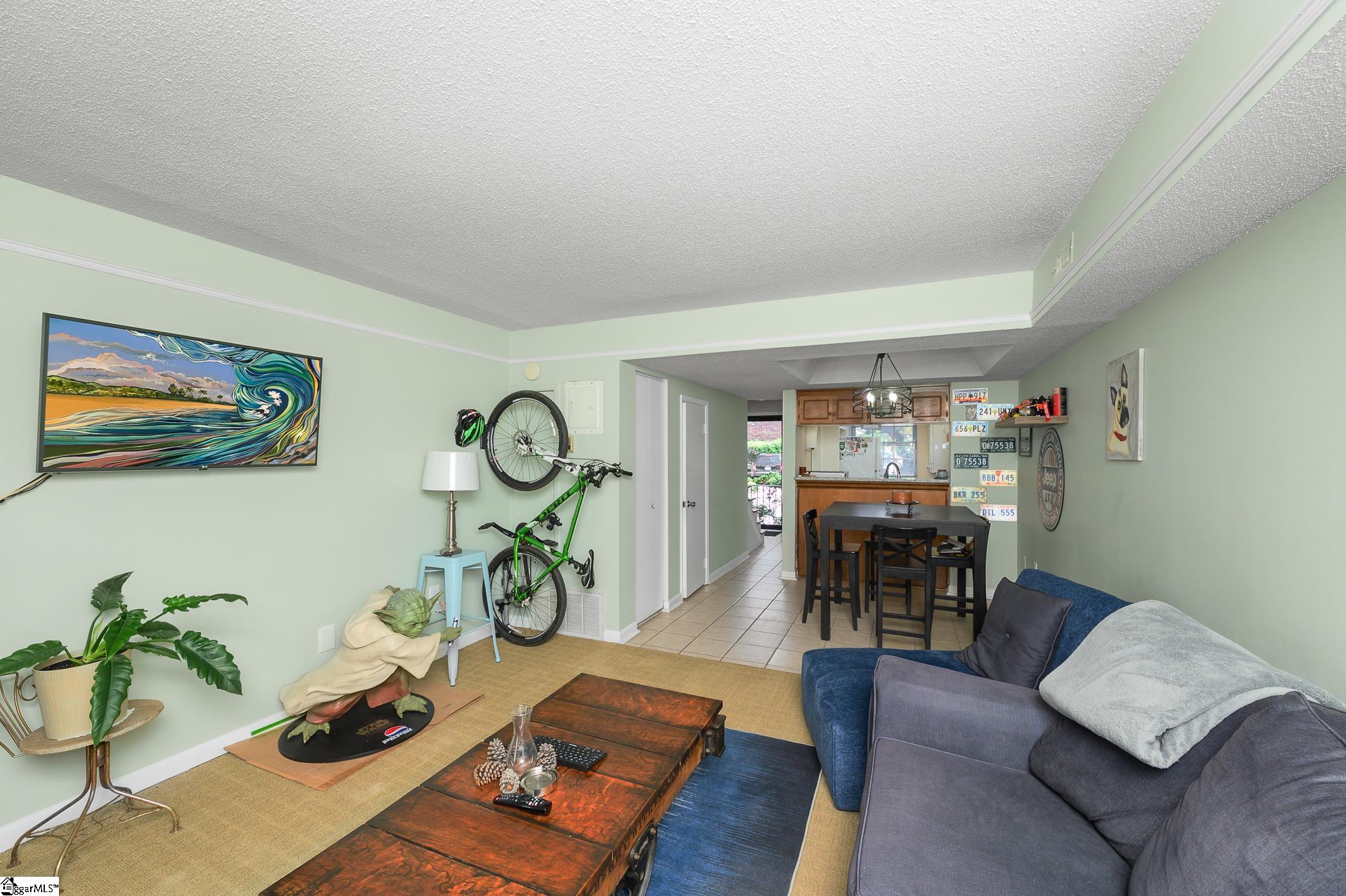 2530 E North Street Greenville, SC 29615