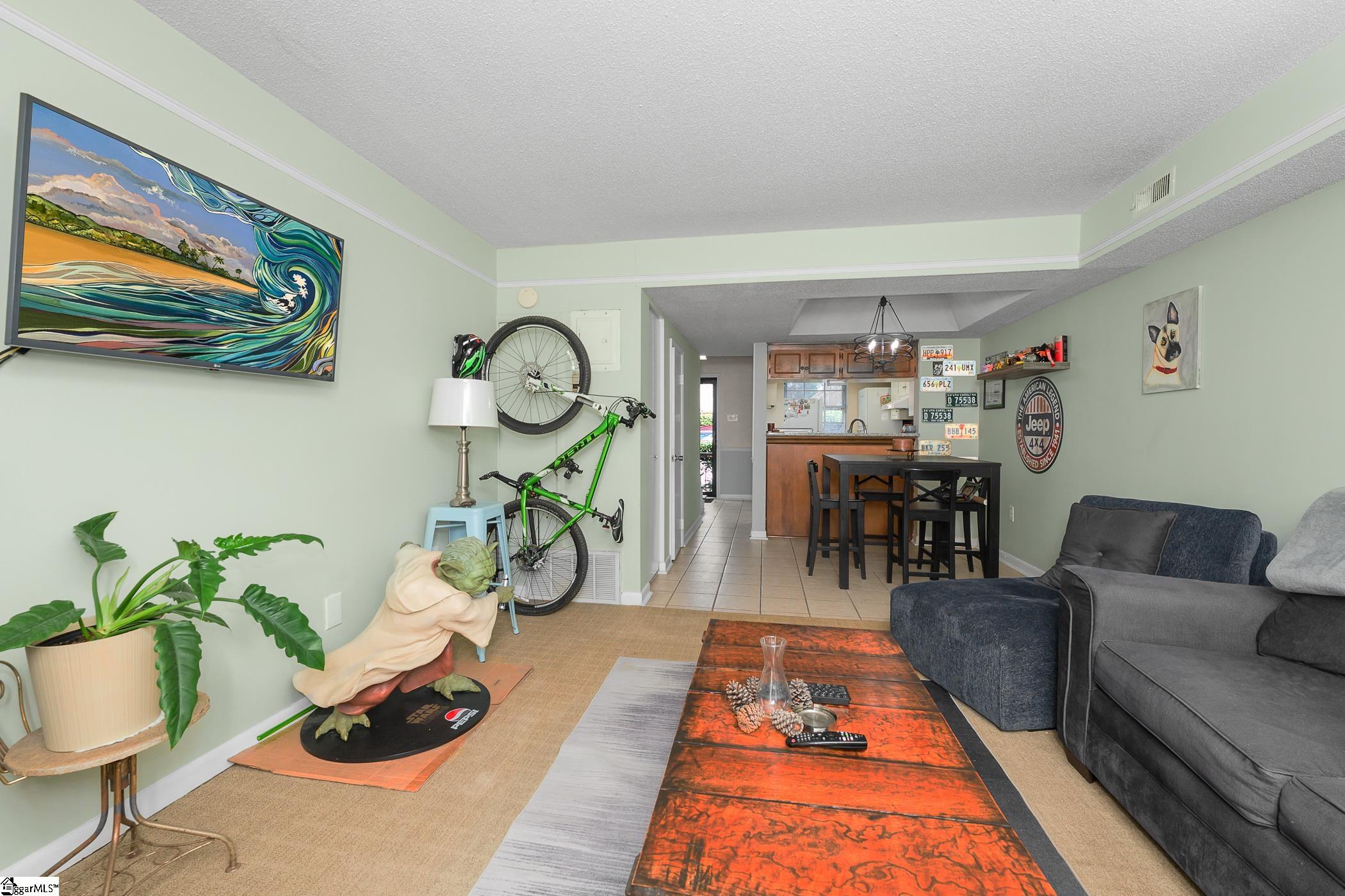 2530 E North Street Greenville, SC 29615