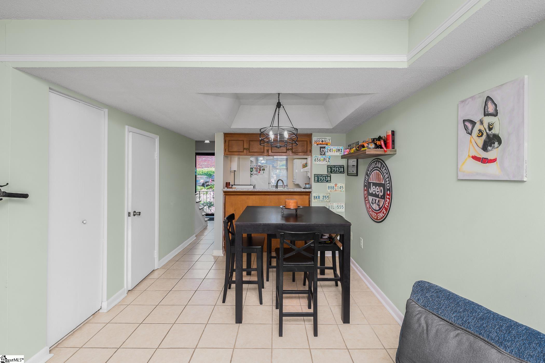 2530 E North Street Greenville, SC 29615