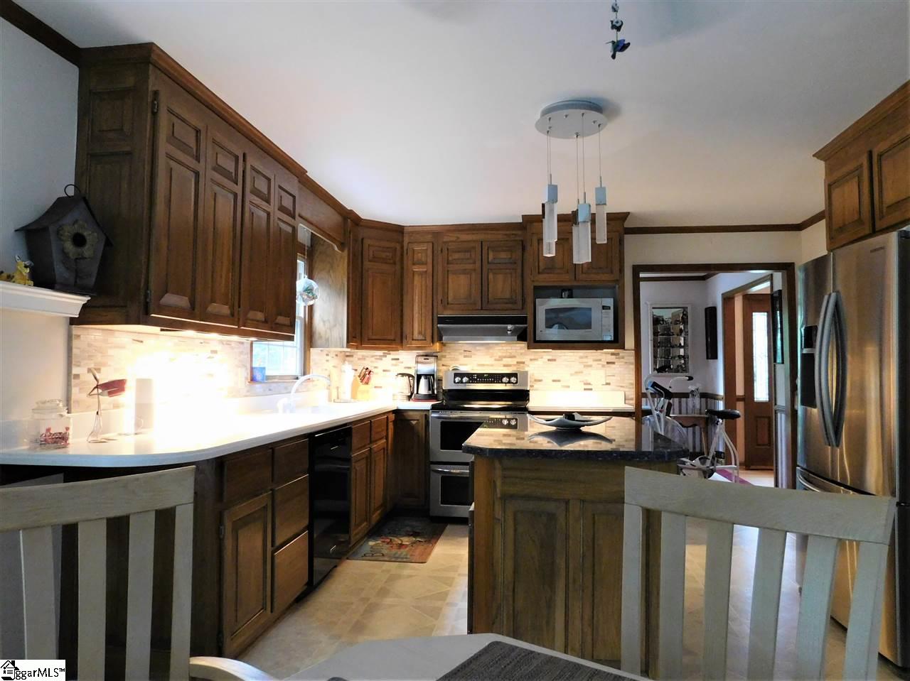 102 Lex Court Greer, SC 29651