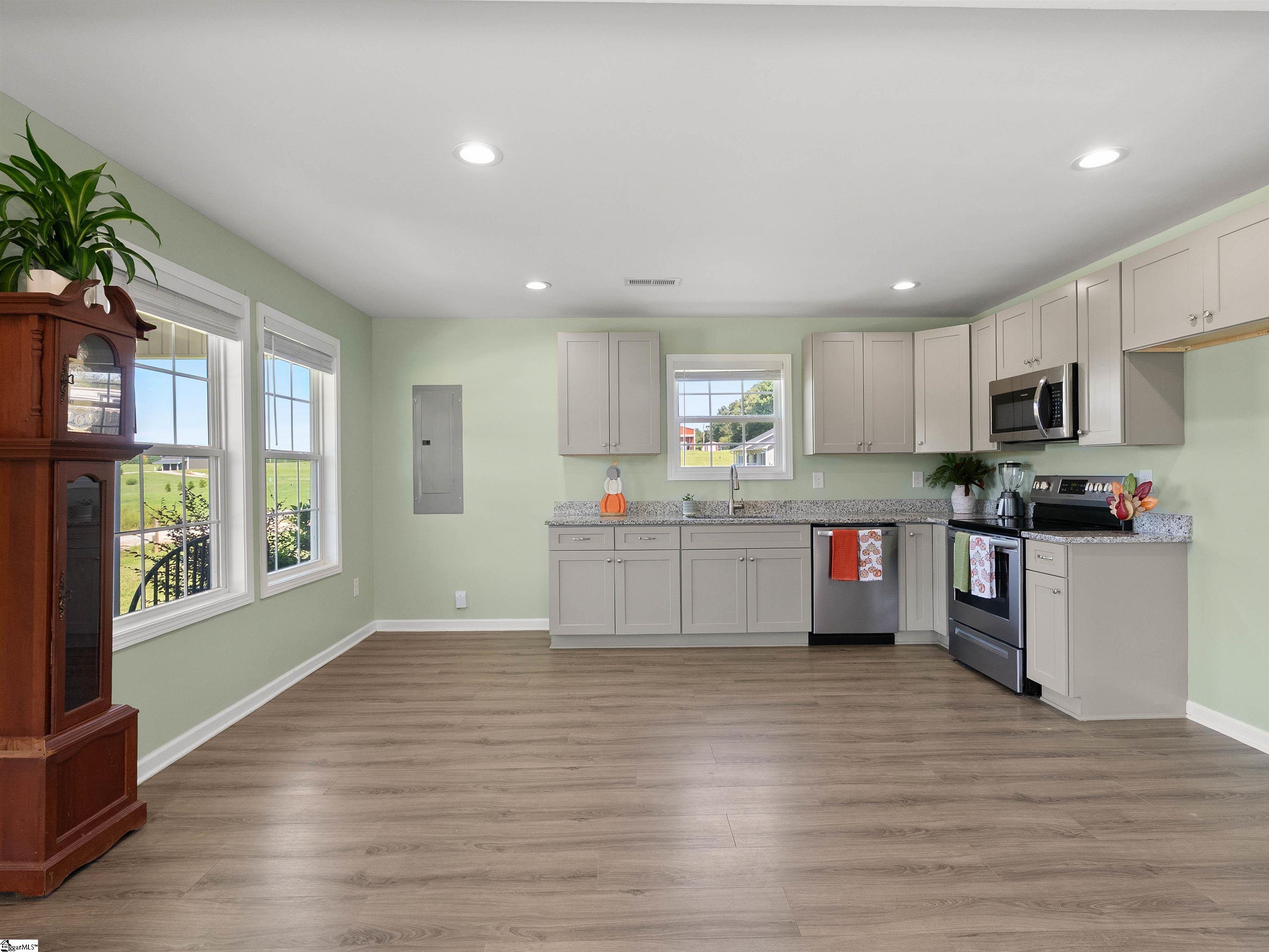 381 Deer Farm Pond Lane Fair Play, SC 29643