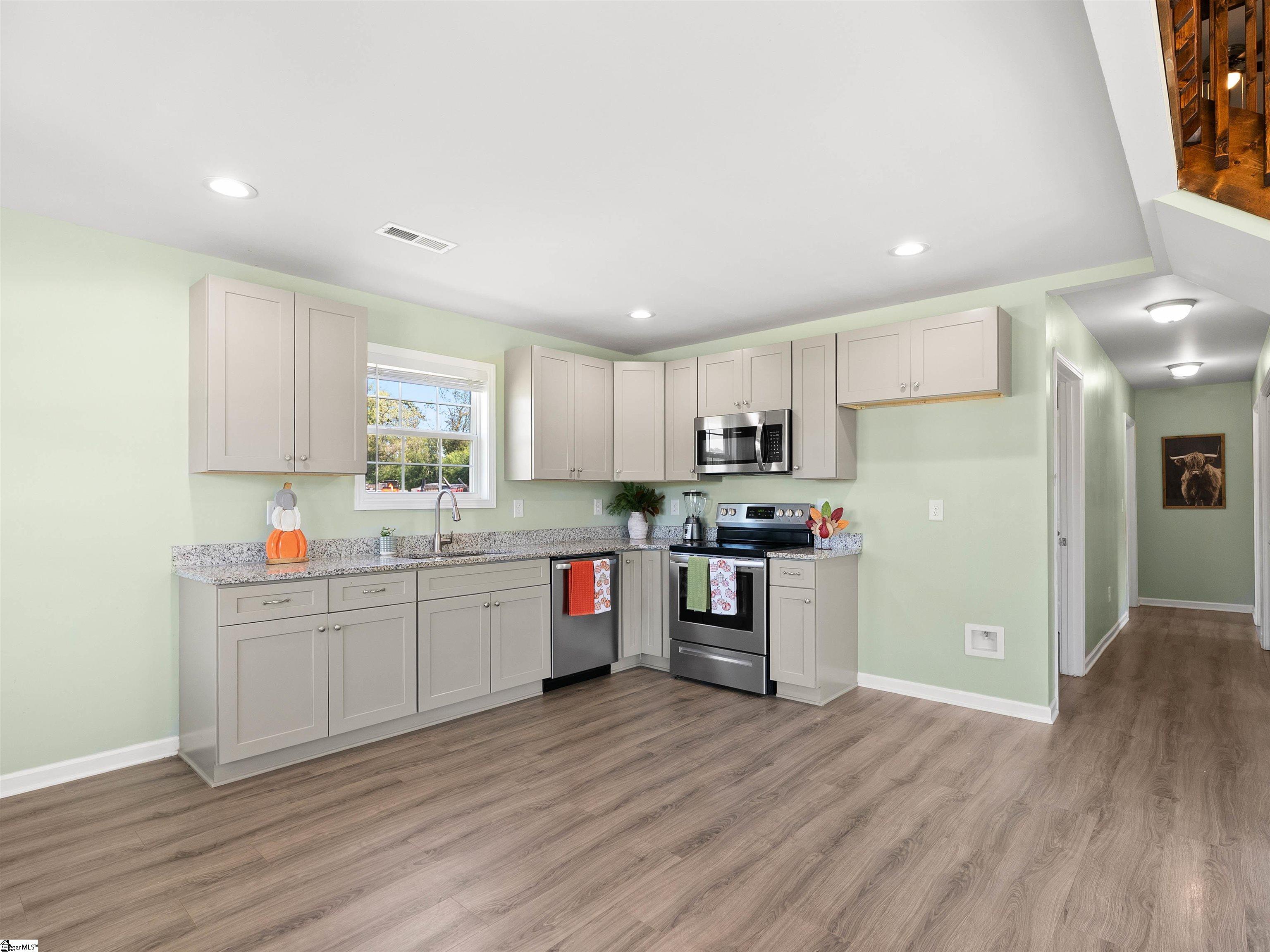 381 Deer Farm Pond Lane Fair Play, SC 29643