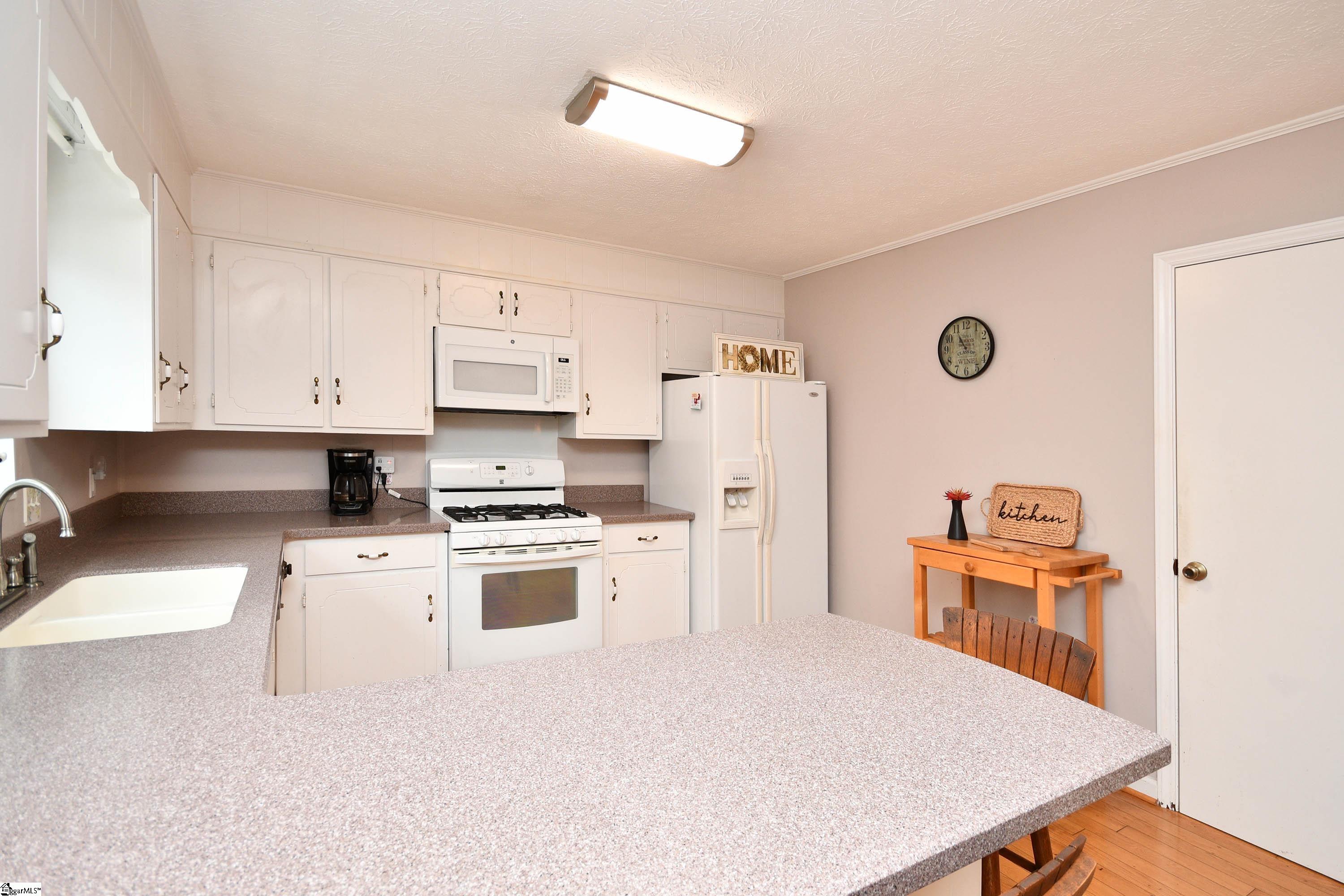 100 Ivyway Lane Liberty, SC 29657