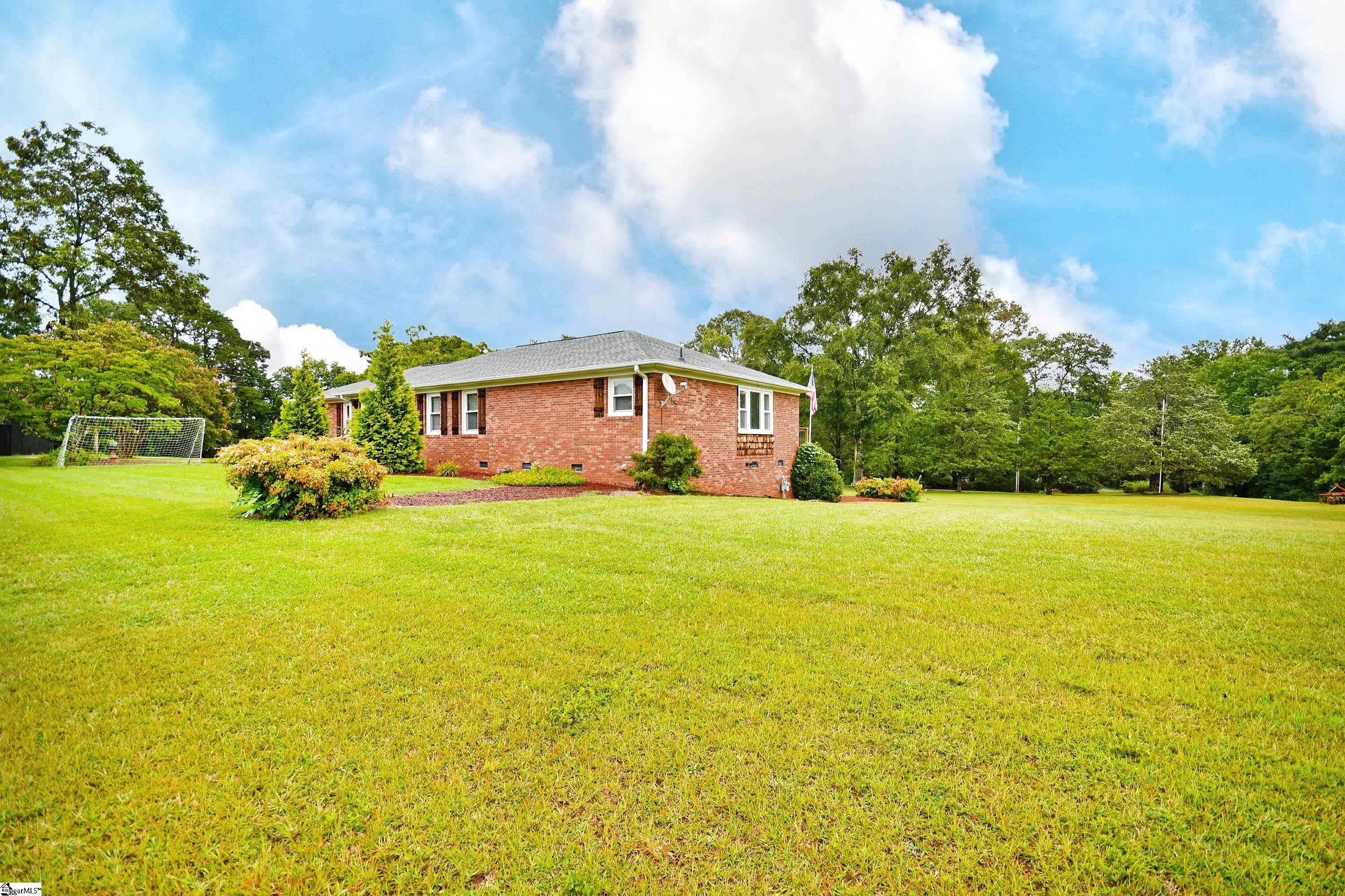100 Ivyway Lane Liberty, SC 29657