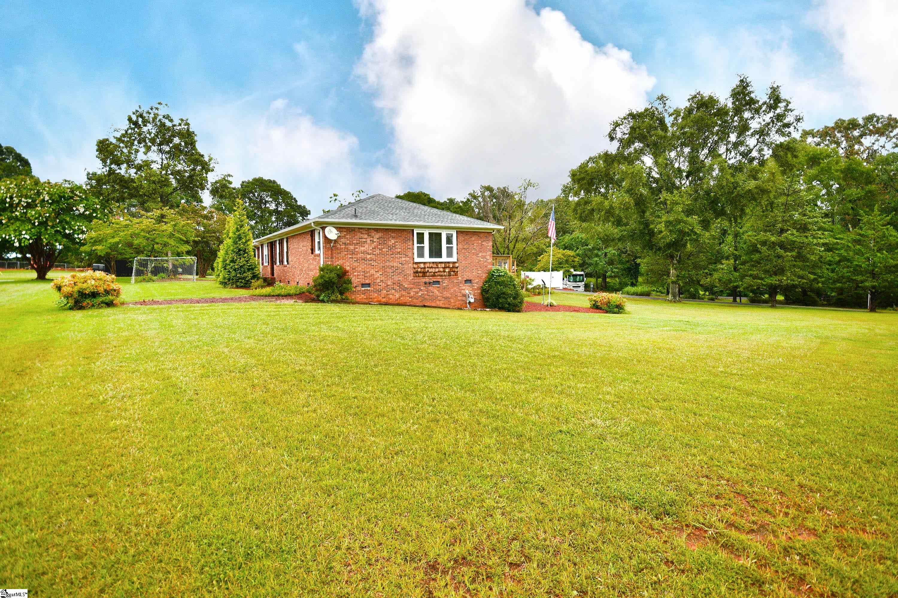100 Ivyway Lane Liberty, SC 29657