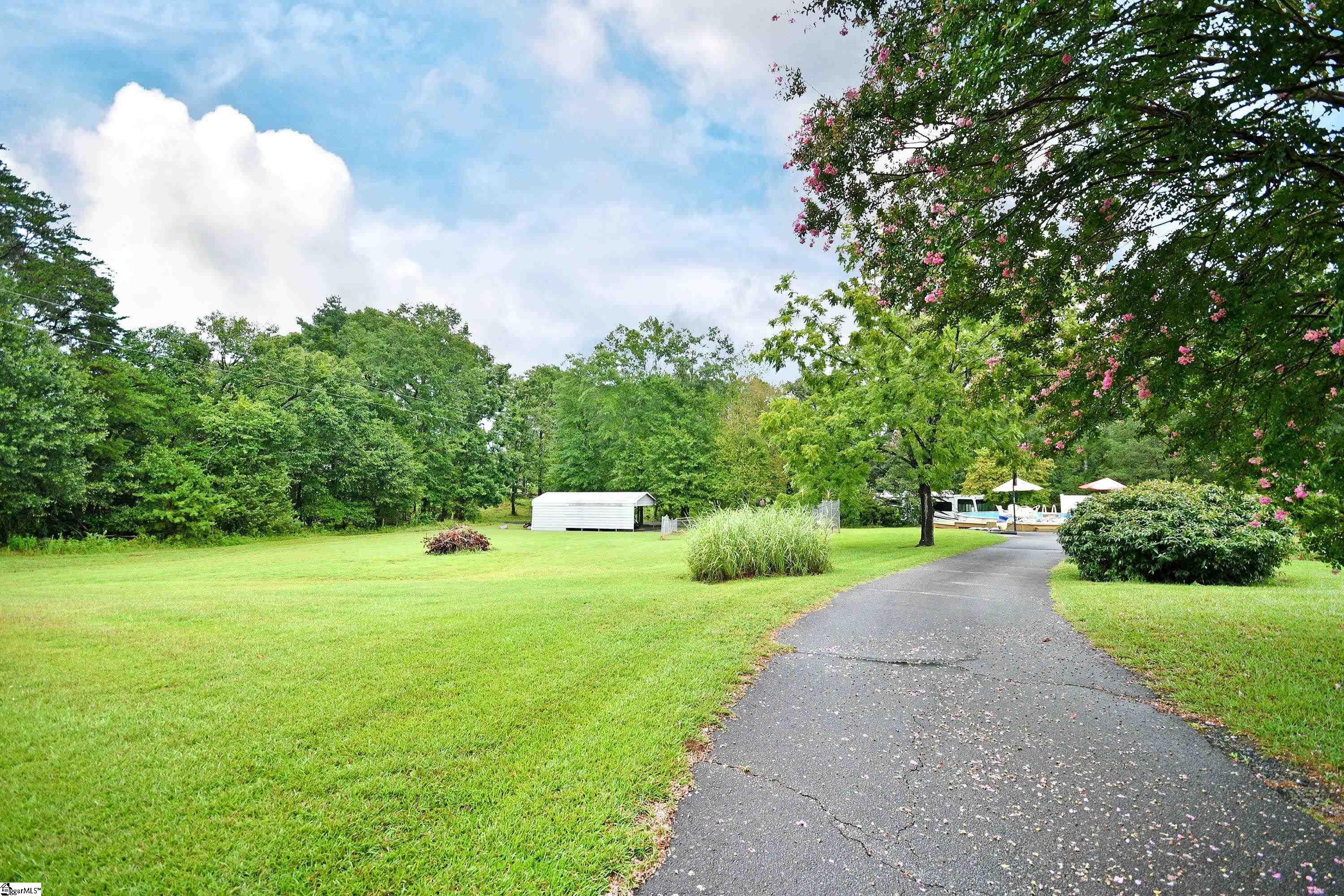 100 Ivyway Lane Liberty, SC 29657
