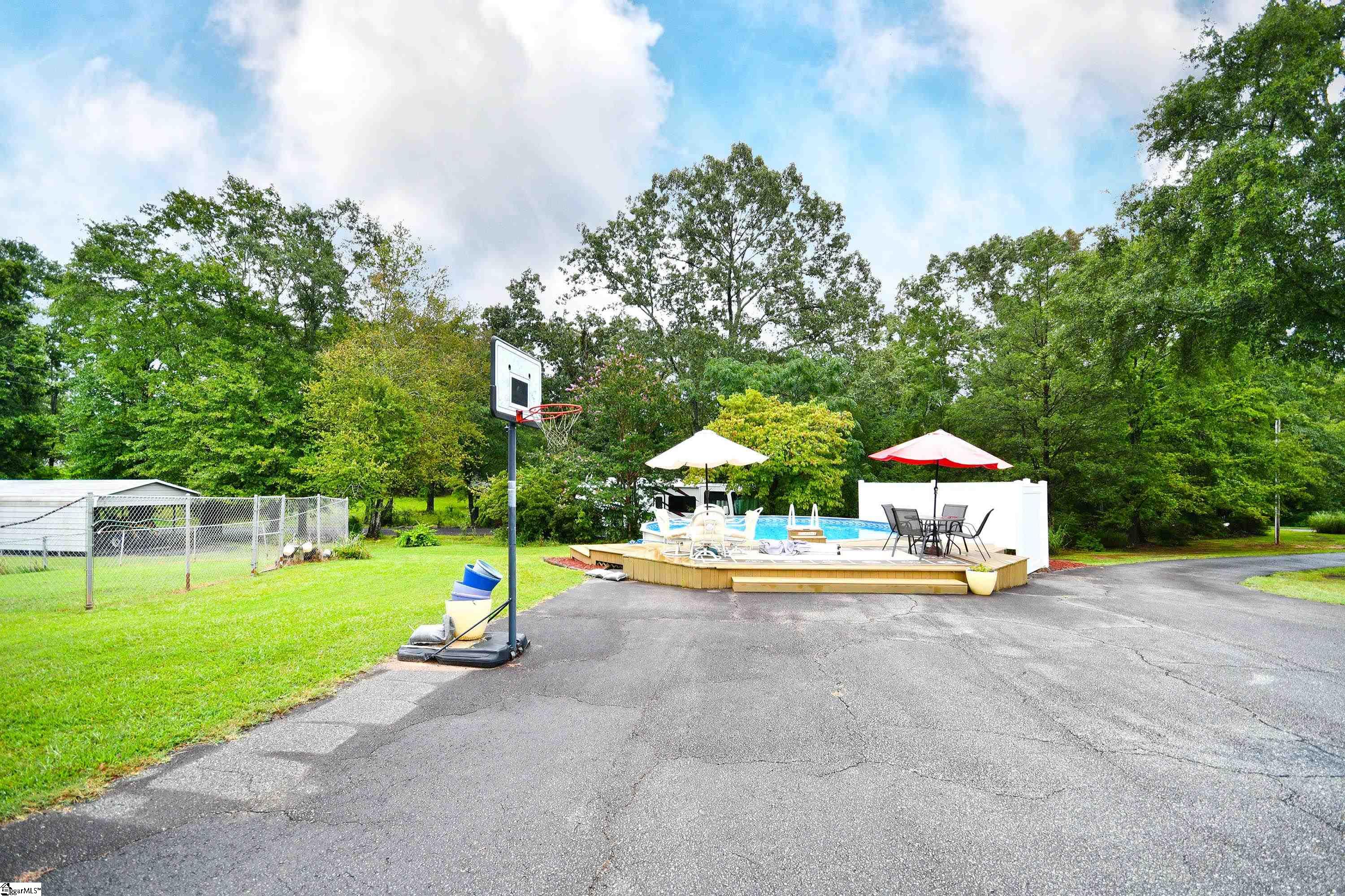 100 Ivyway Lane Liberty, SC 29657