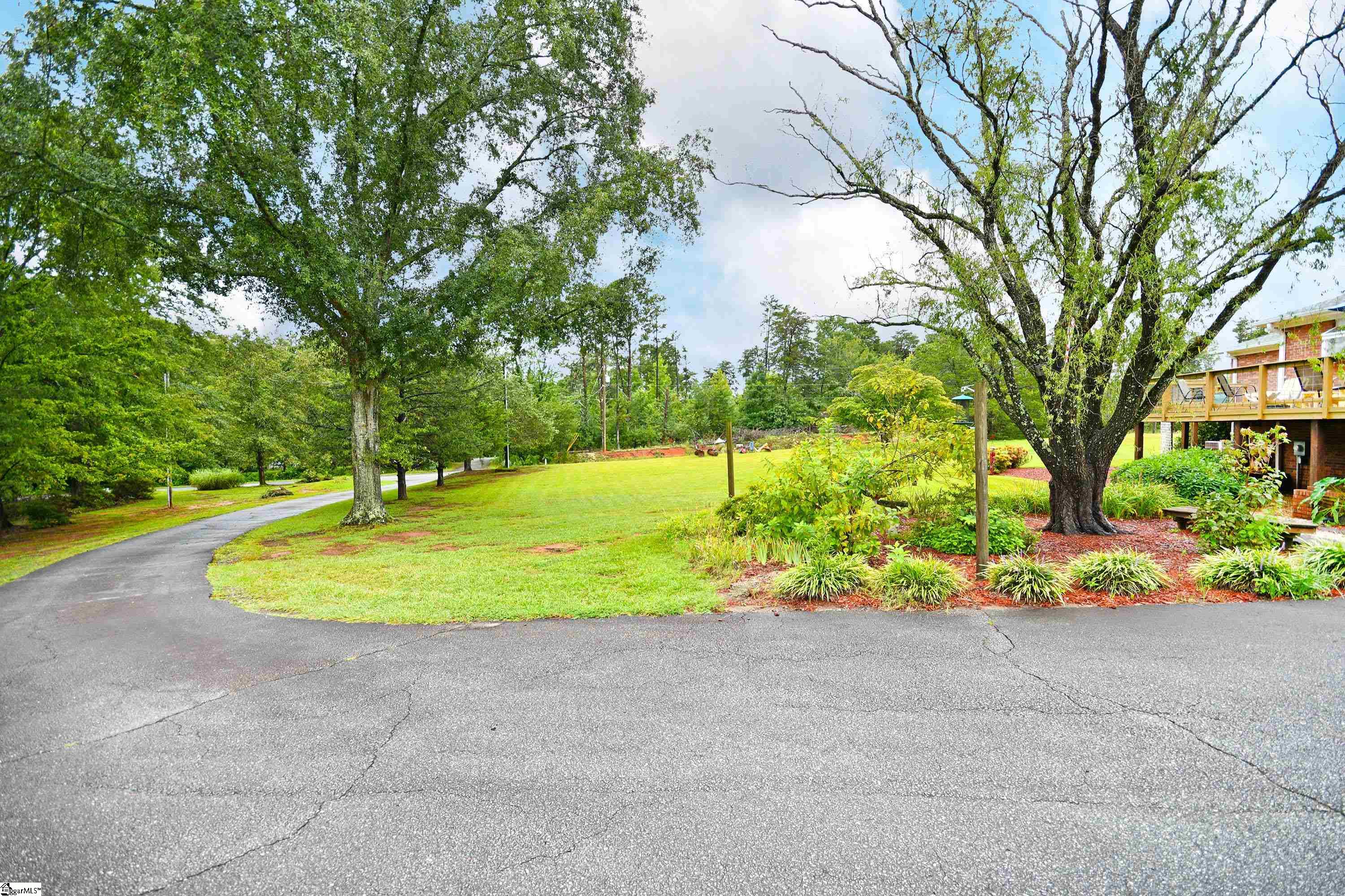 100 Ivyway Lane Liberty, SC 29657