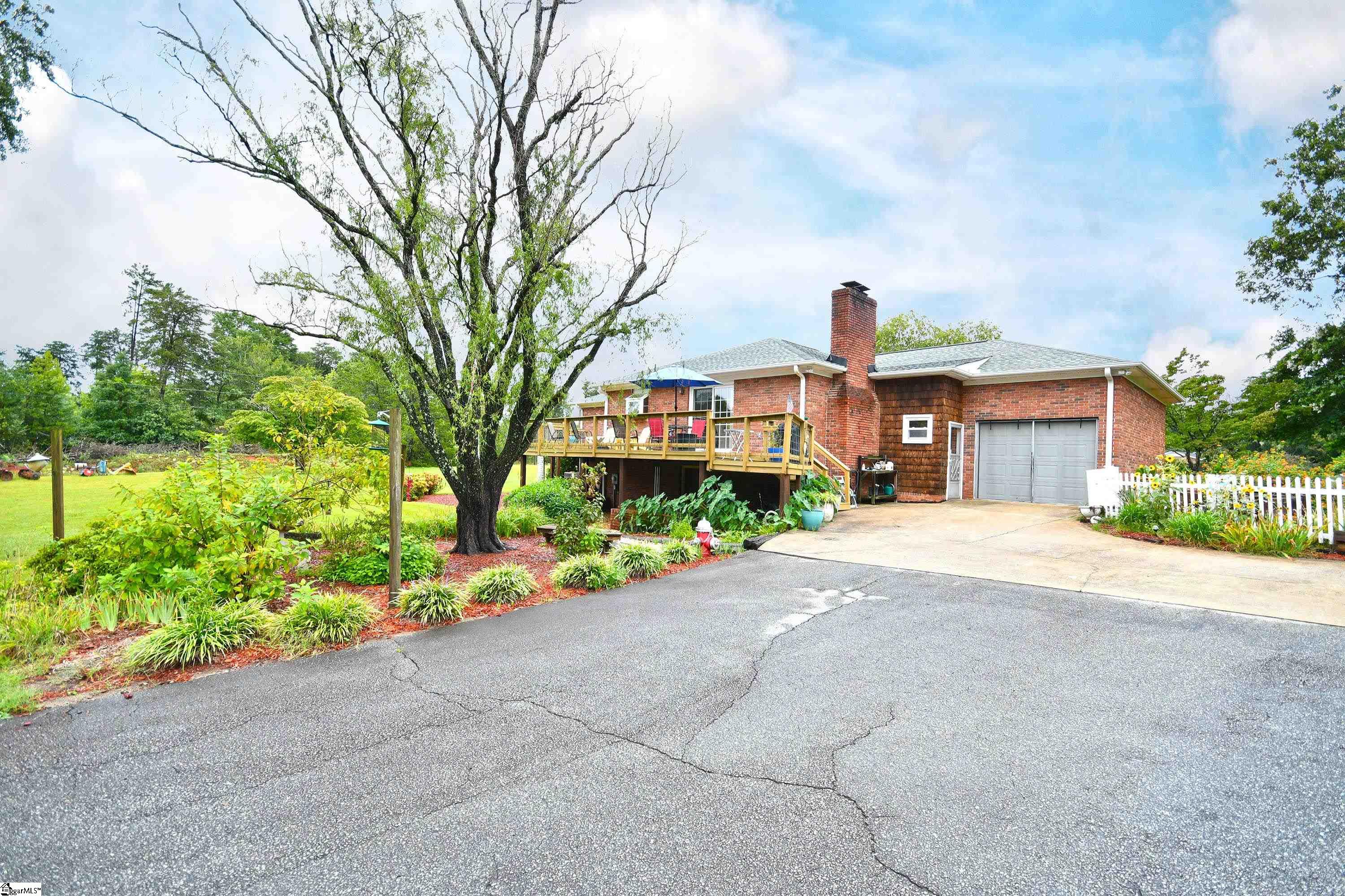 100 Ivyway Lane Liberty, SC 29657