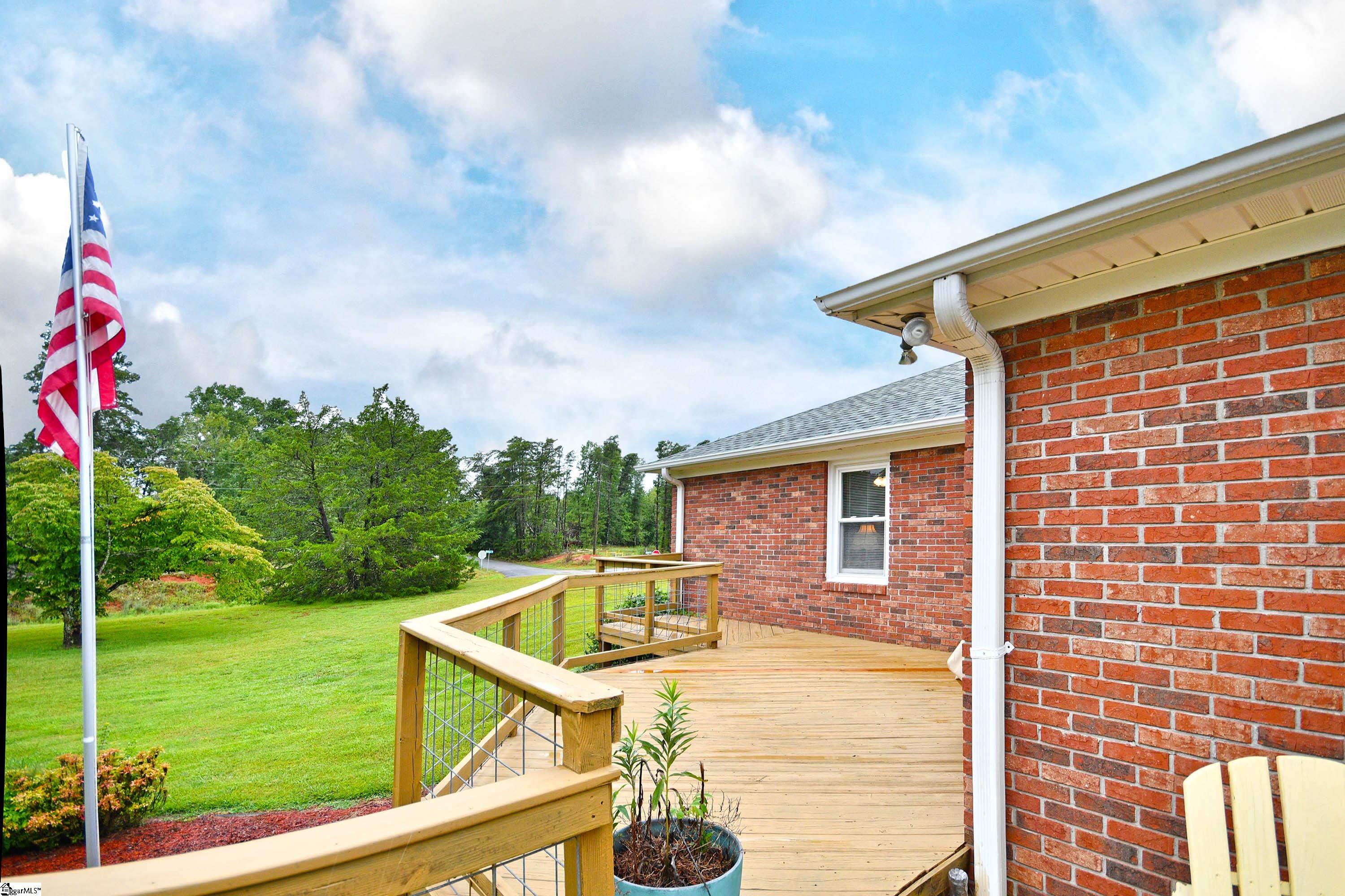 100 Ivyway Lane Liberty, SC 29657