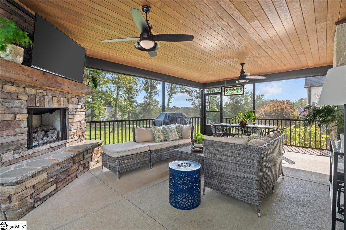 1304 N Parker Road Greenville, SC 29609