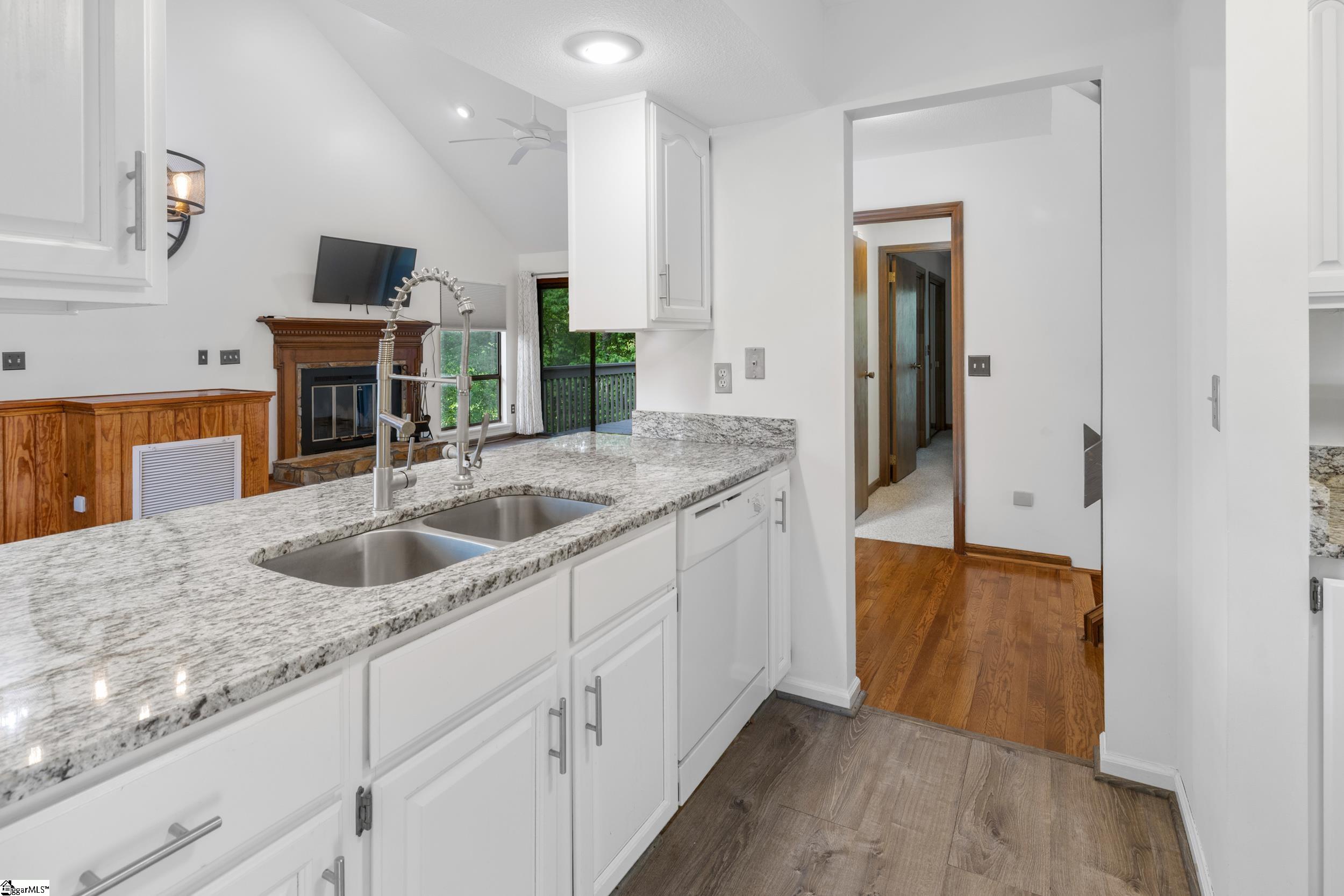110 Safe Harbor Circle Salem, SC 29676