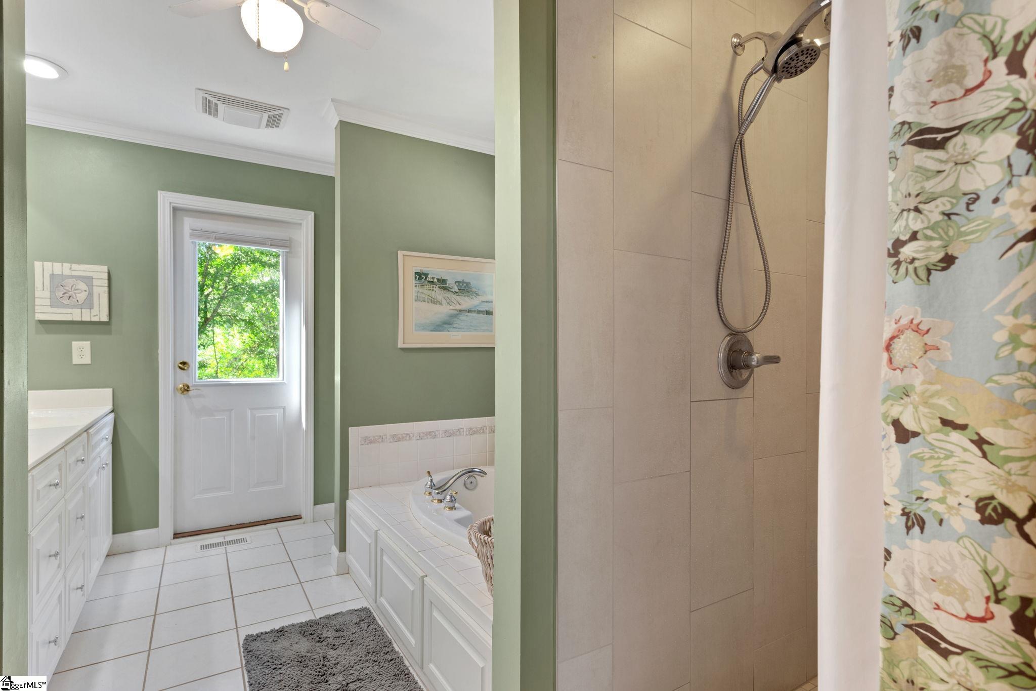4539 Locust Hill Road Taylors, SC 29687