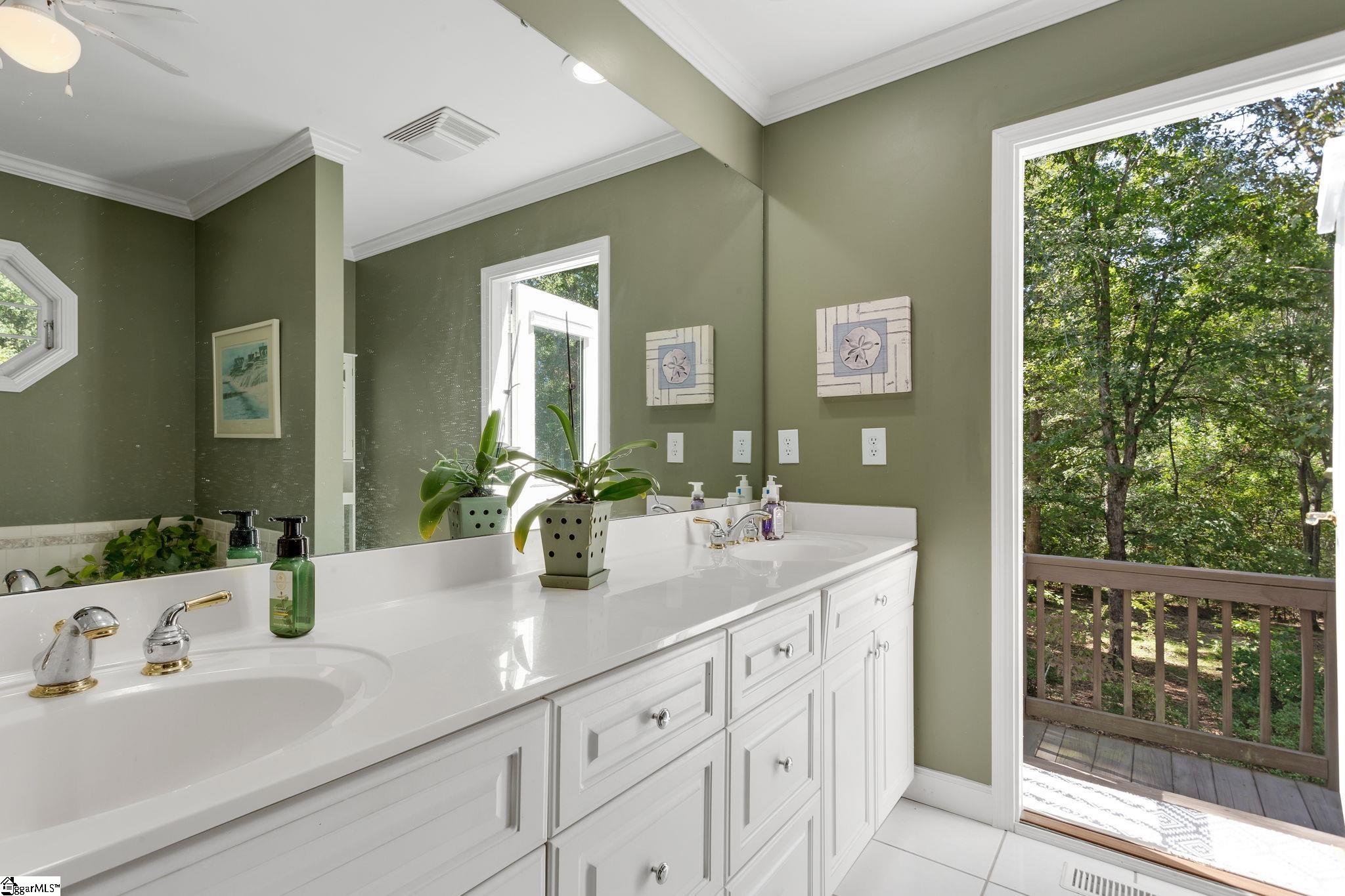 4539 Locust Hill Road Taylors, SC 29687