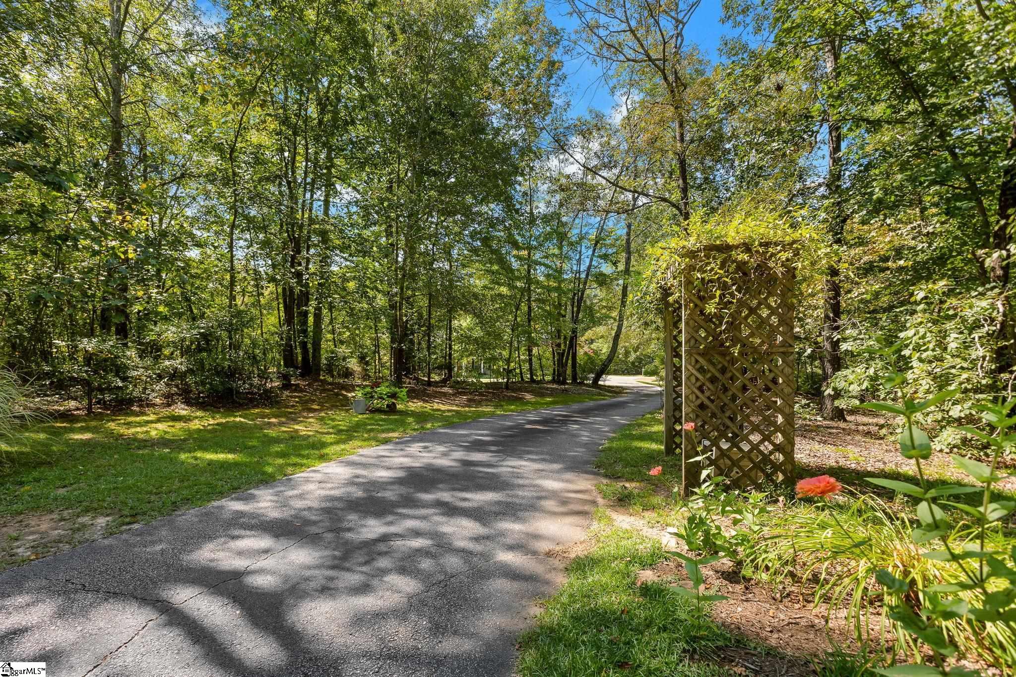4539 Locust Hill Road Taylors, SC 29687