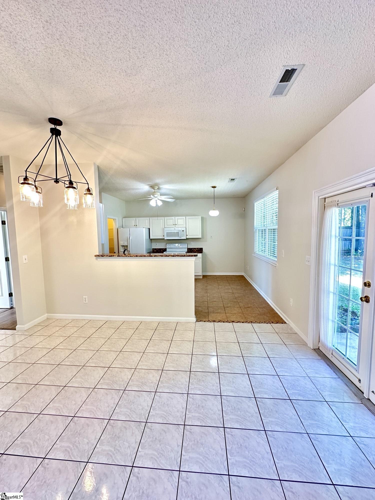 16 Chablis Court Mauldin, SC 29662