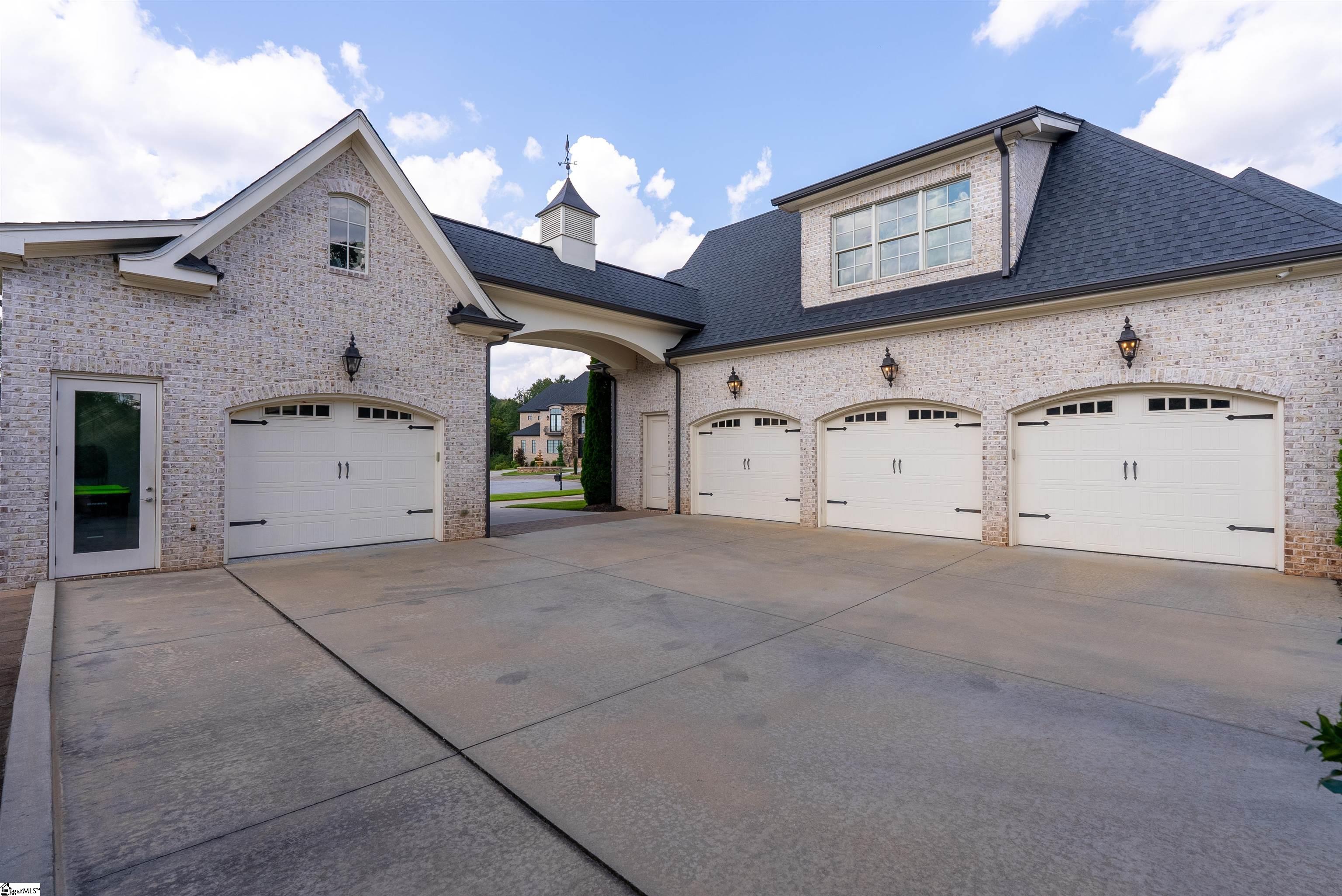 216 Privello Place Simpsonville, SC 29681