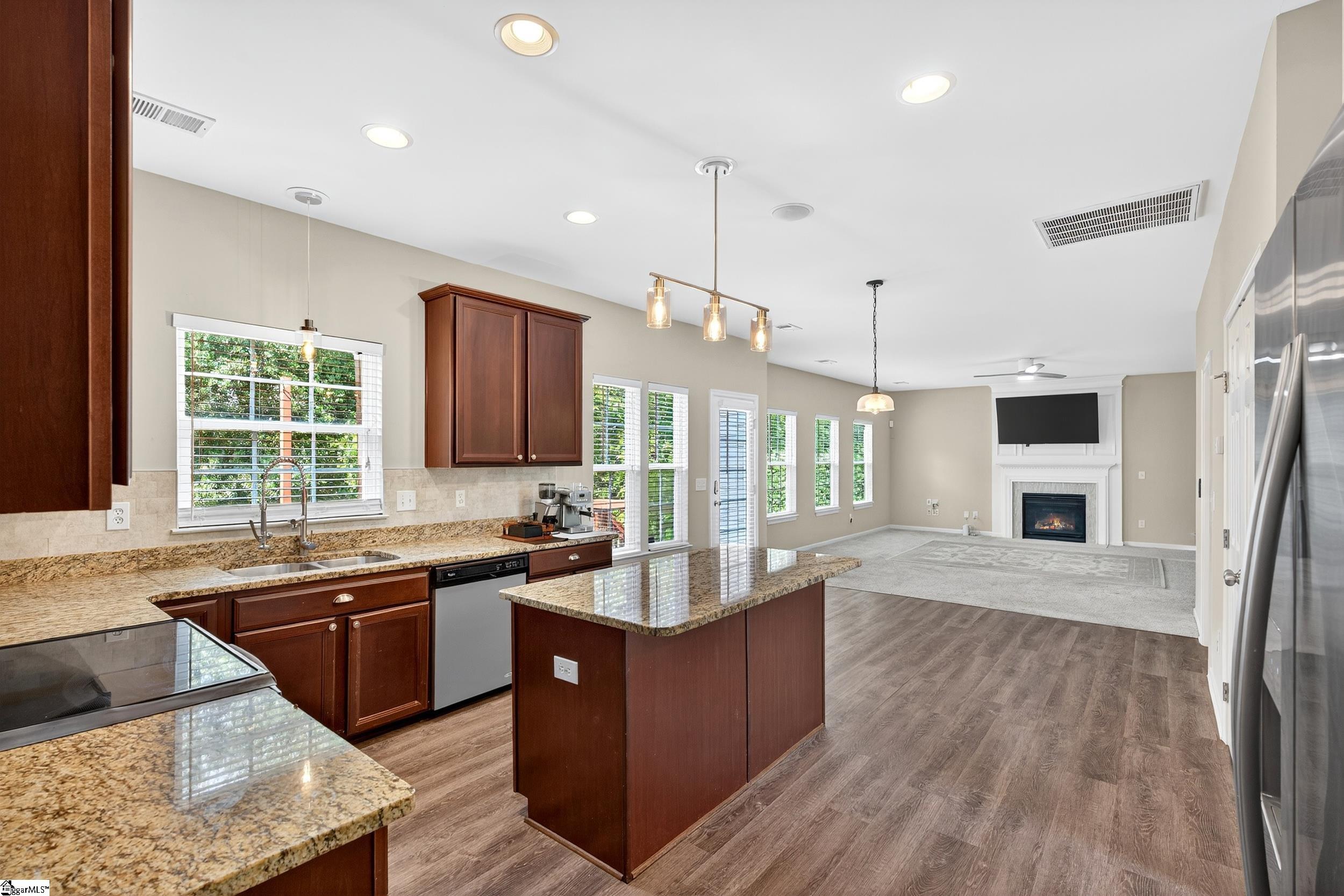 109 Hydrangea Way Simpsonville, SC 29681