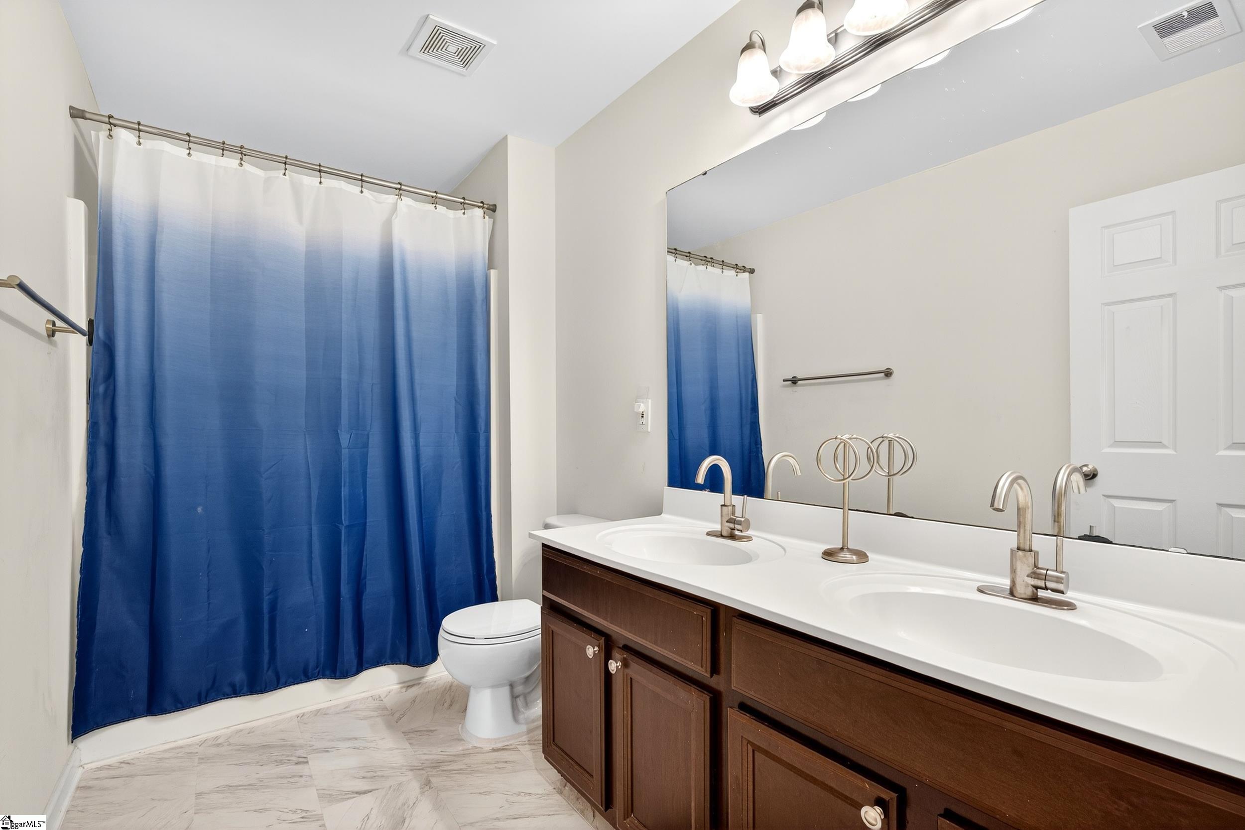 109 Hydrangea Way Simpsonville, SC 29681