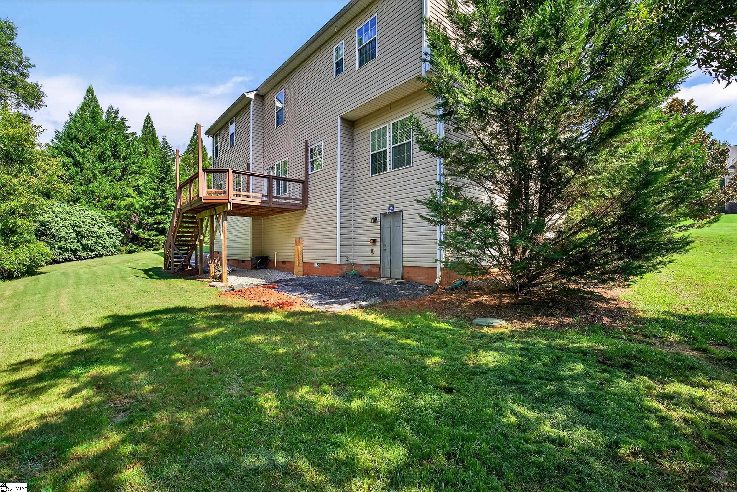 109 Hydrangea Way Simpsonville, SC 29681