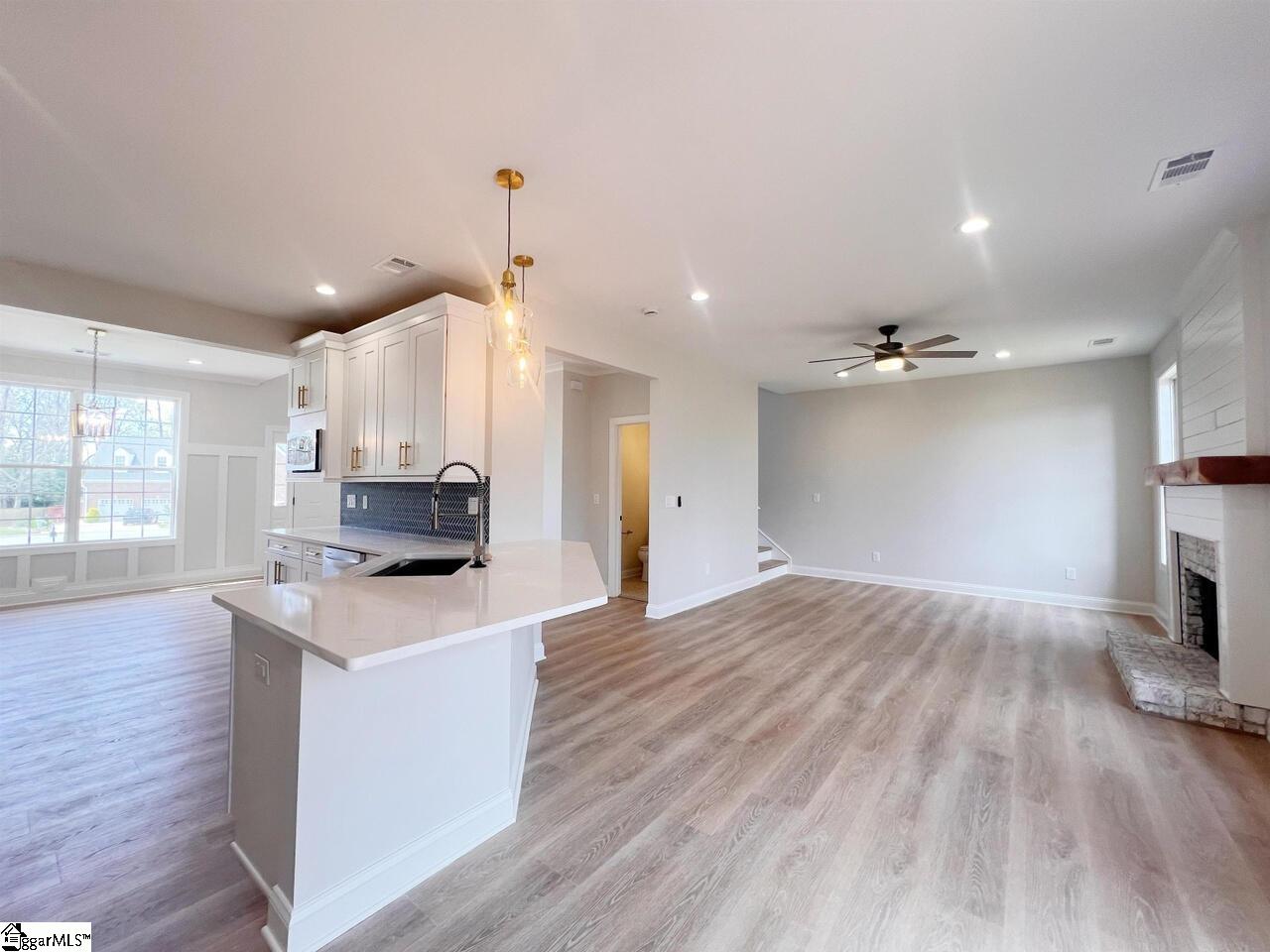 22 Heather Stone Court Simpsonville, SC 29680