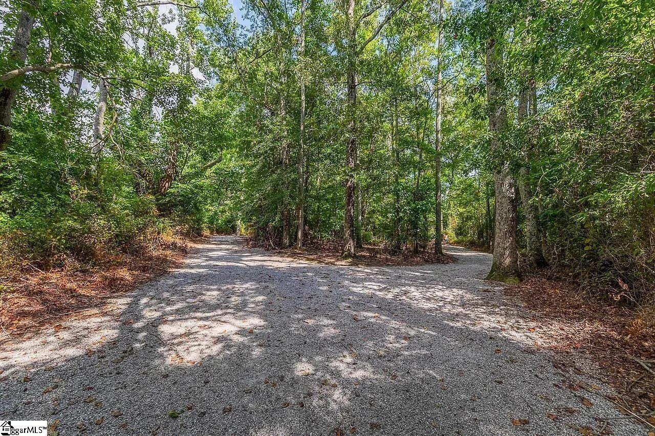 22 Heather Stone Court Simpsonville, SC 29680