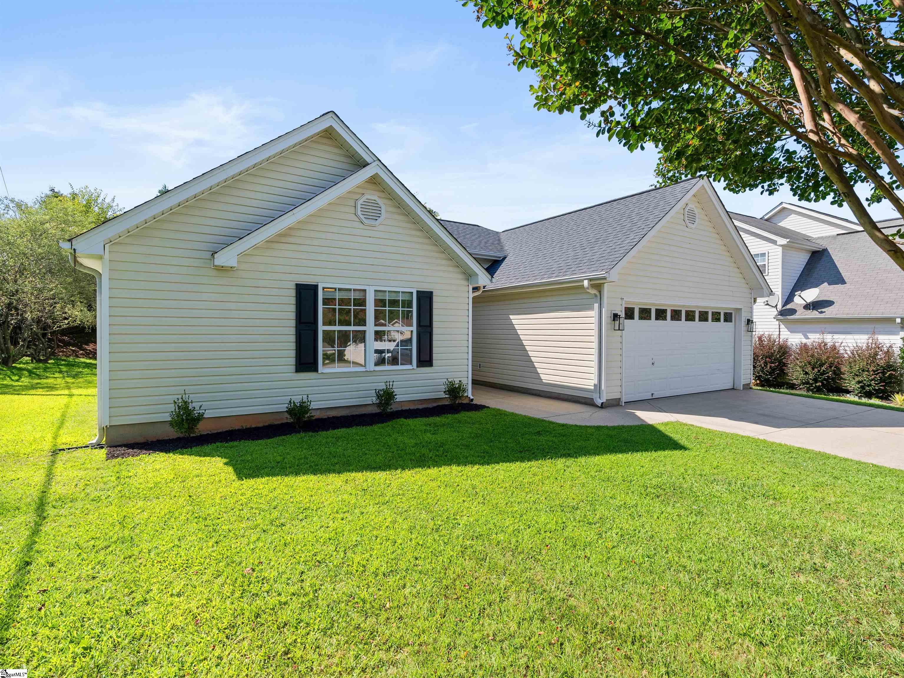 203 Basswood Drive Roebuck, SC 29376