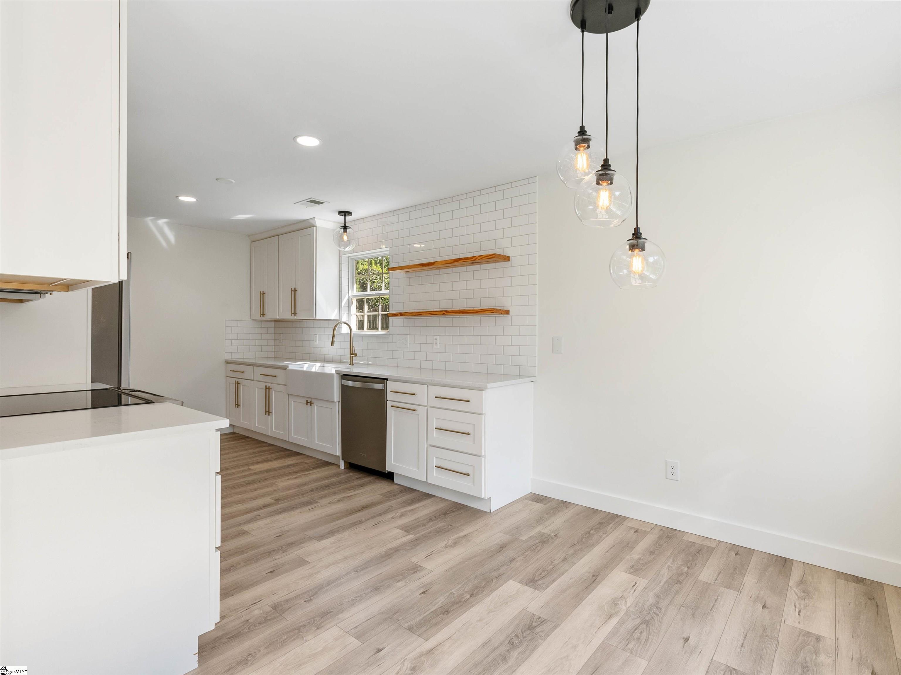 203 Basswood Drive Roebuck, SC 29376