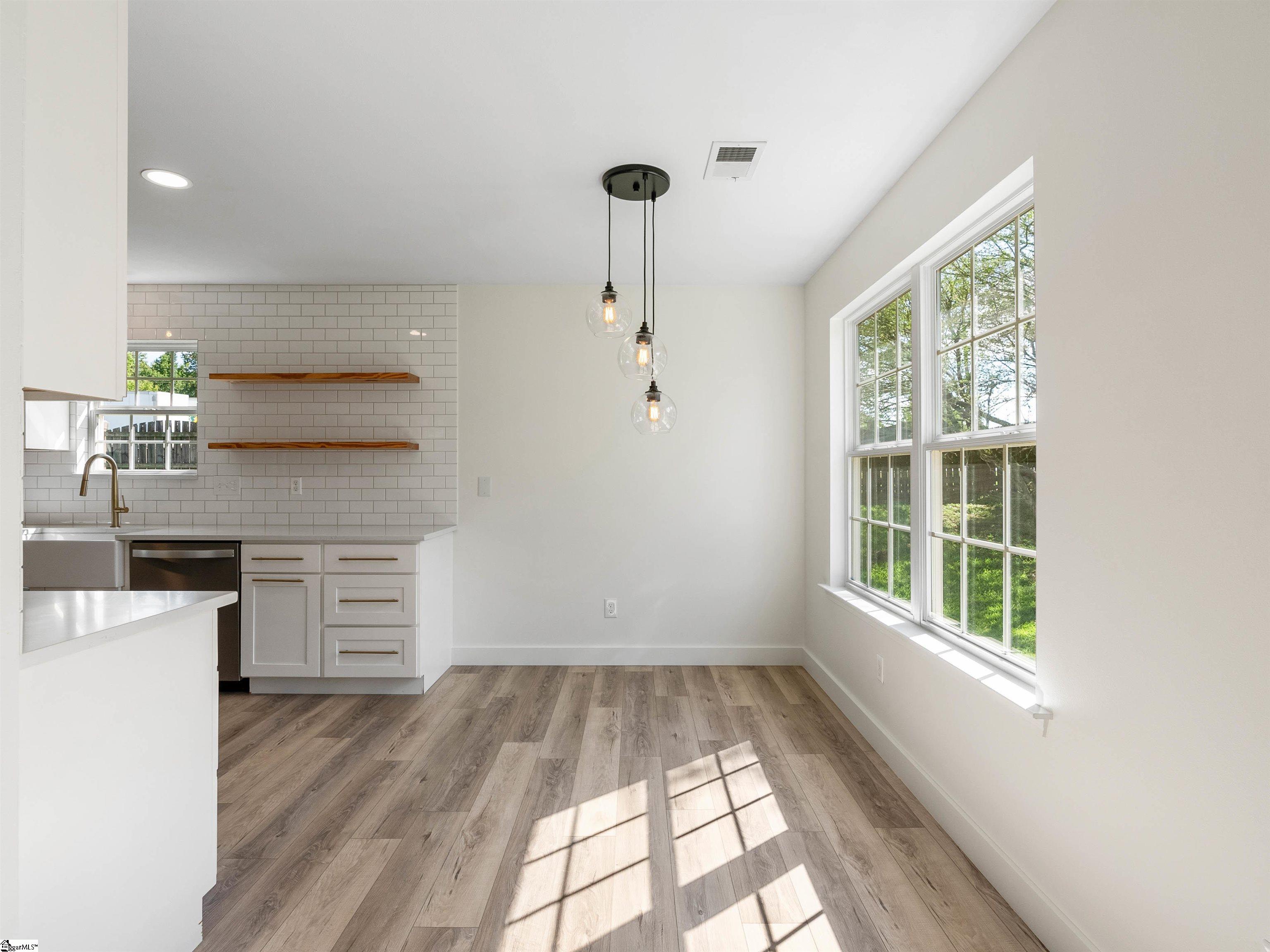 203 Basswood Drive Roebuck, SC 29376