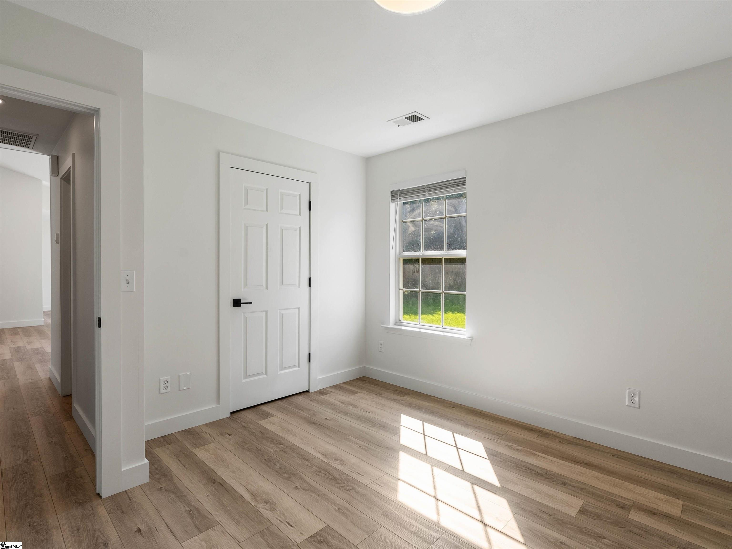 203 Basswood Drive Roebuck, SC 29376