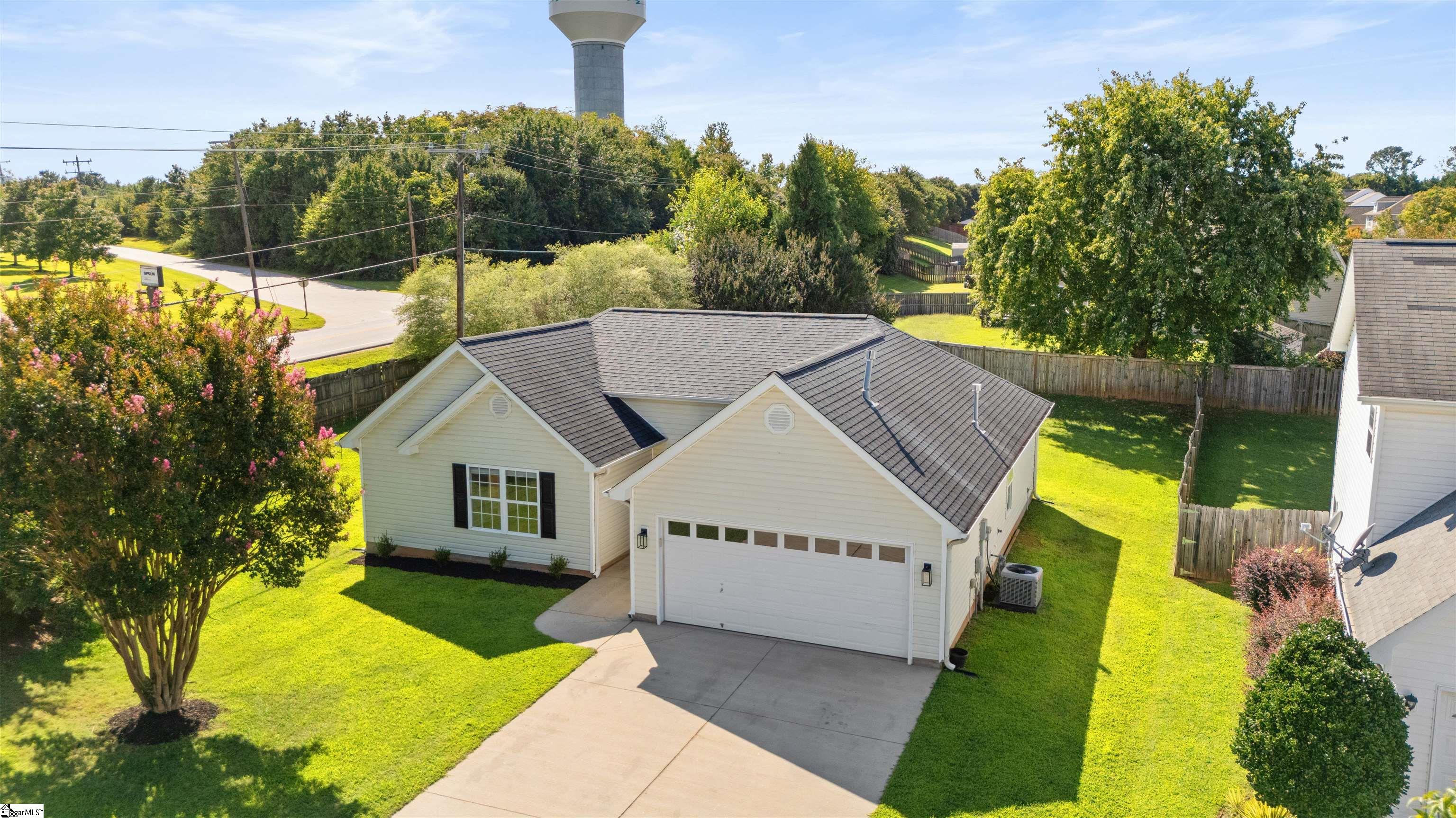 203 Basswood Drive Roebuck, SC 29376