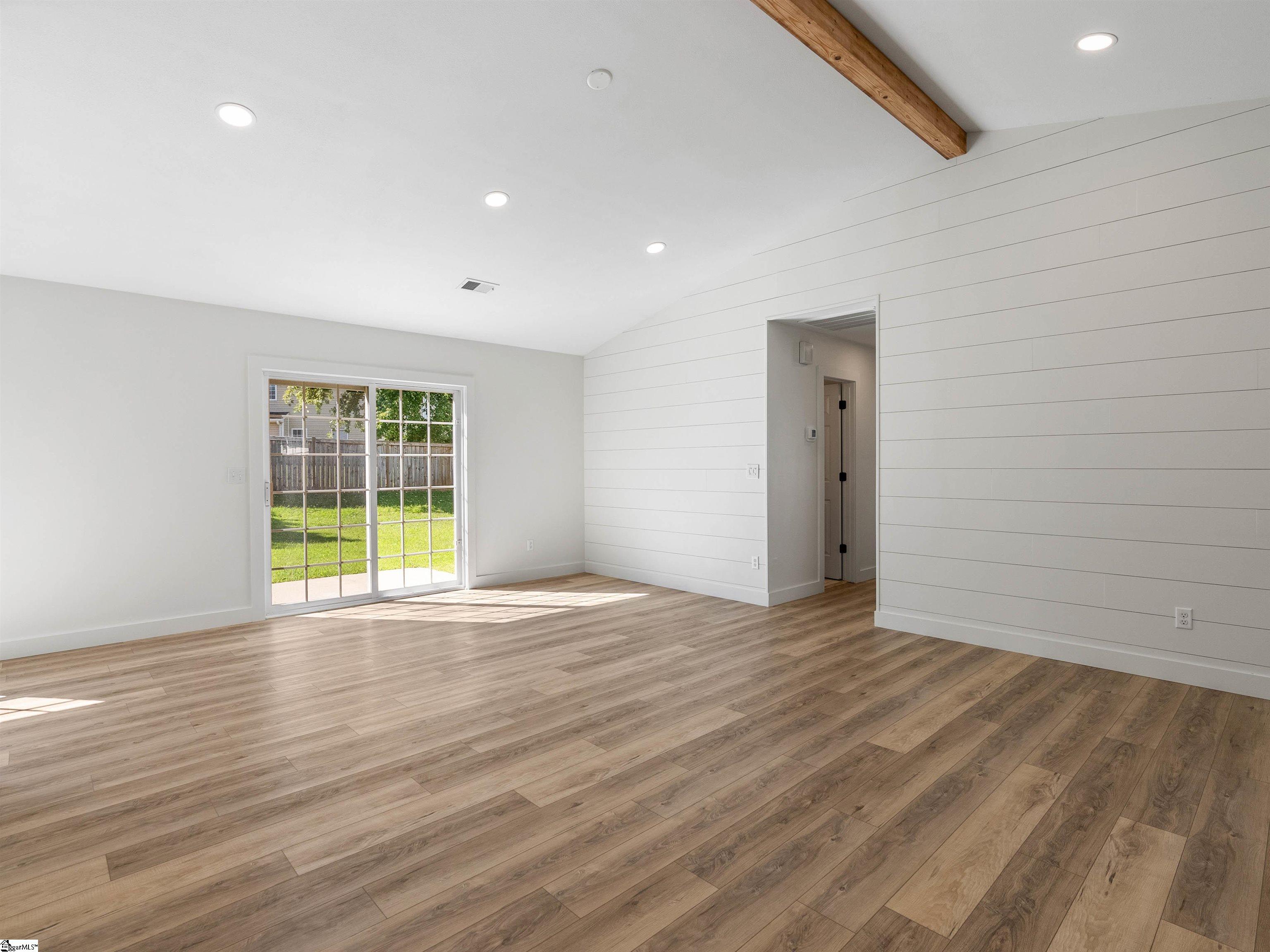 203 Basswood Drive Roebuck, SC 29376