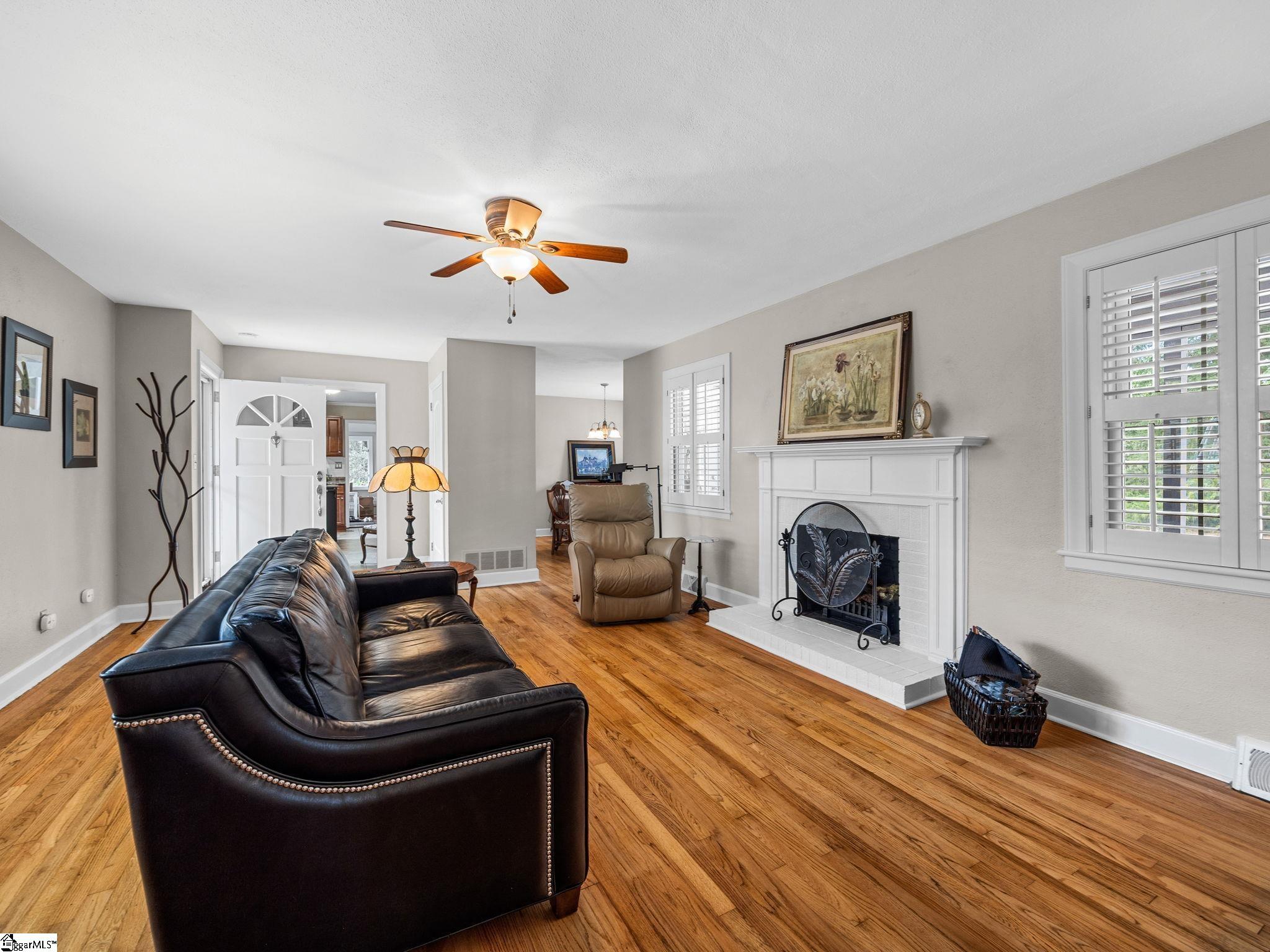 233 W Durham Street Landrum, SC 29356