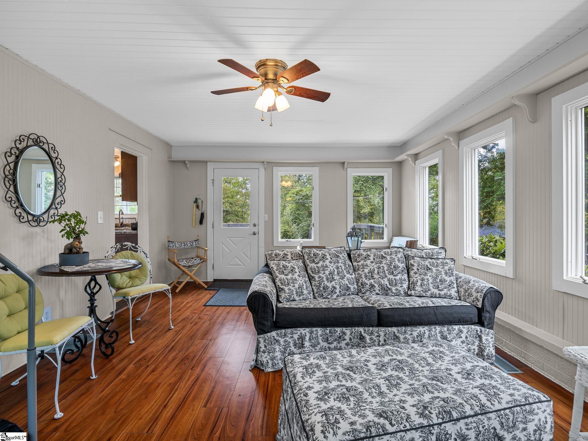 233 W Durham Street Landrum, SC 29356