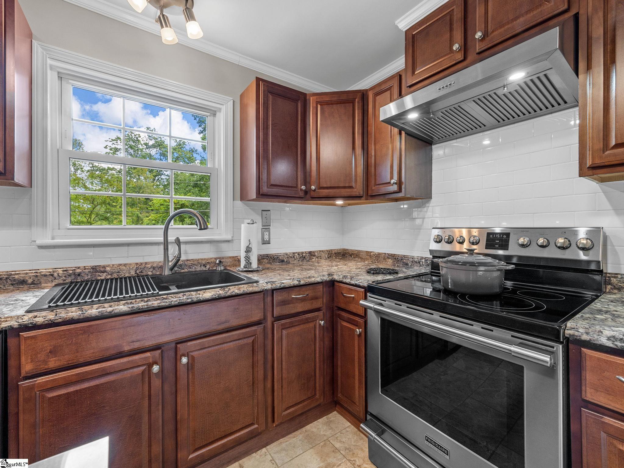 233 W Durham Street Landrum, SC 29356