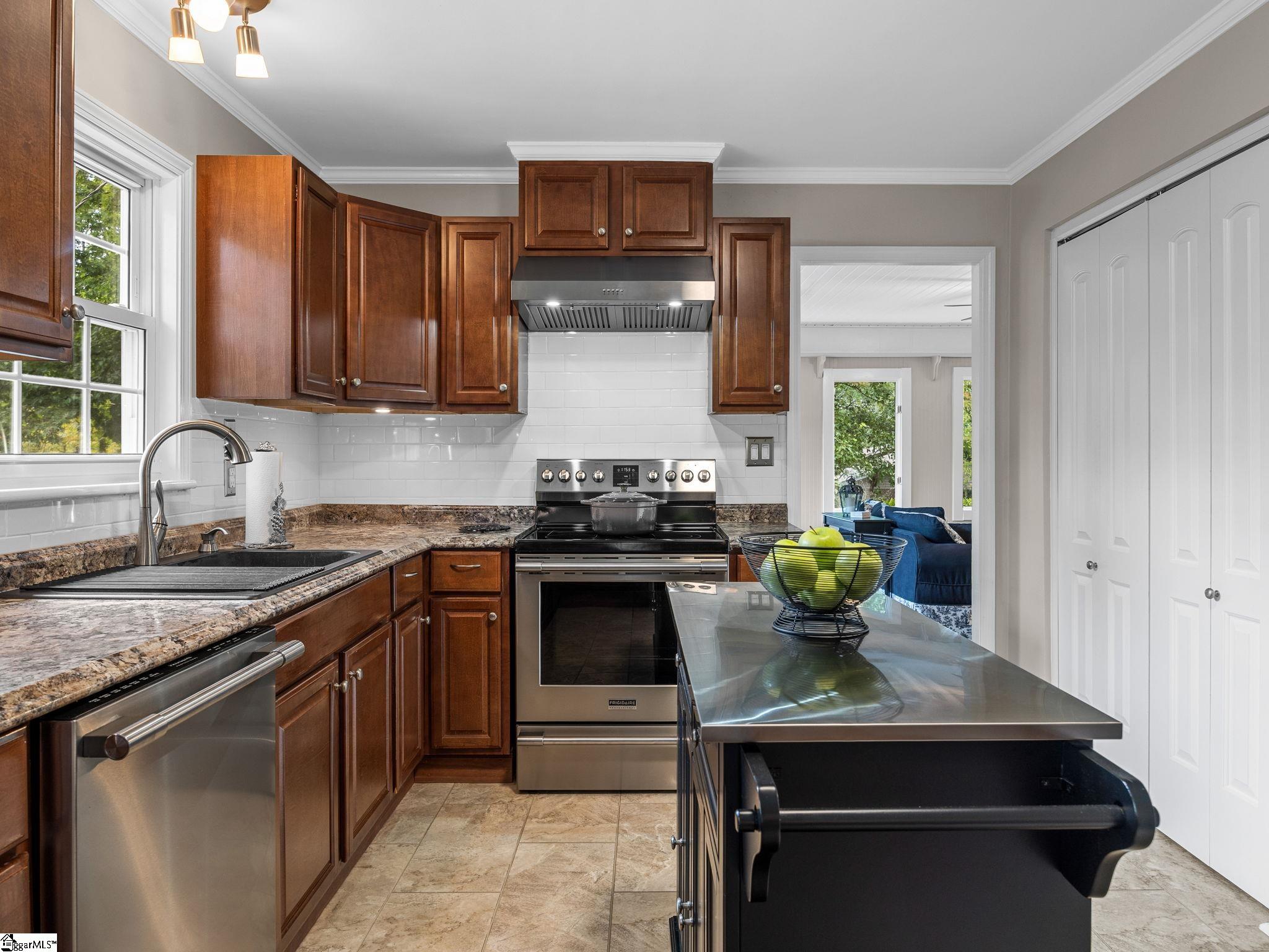 233 W Durham Street Landrum, SC 29356