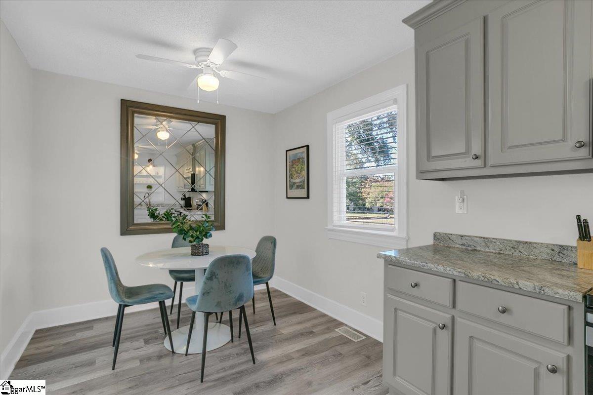 322 Pine Street Greer, SC 29650