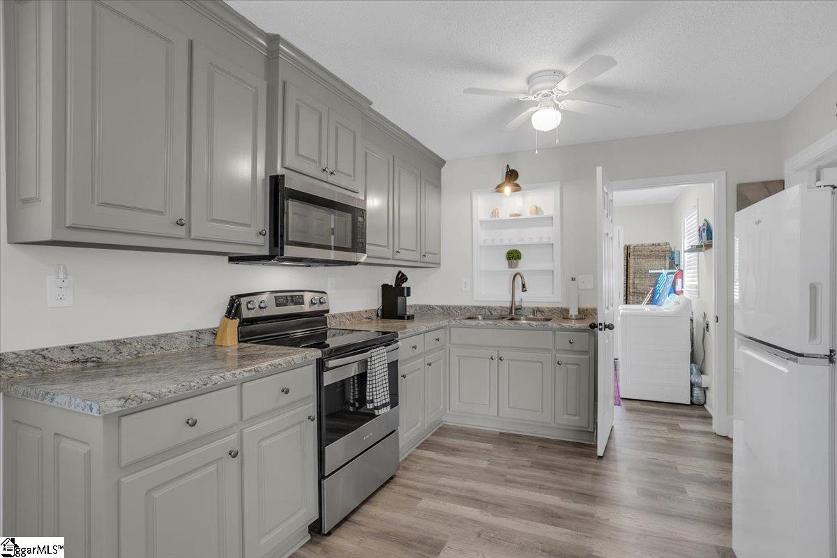 322 Pine Street Greer, SC 29650