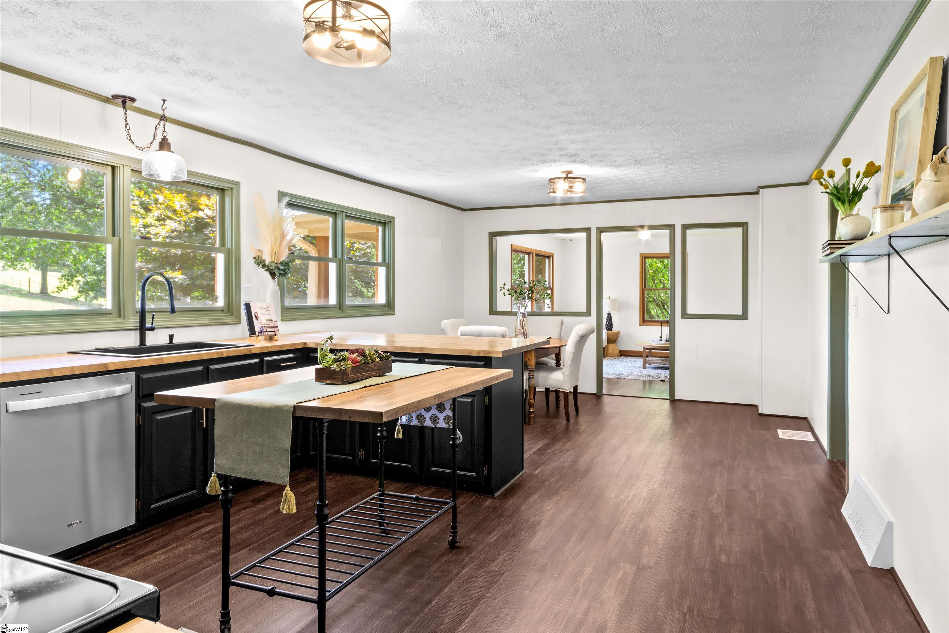 1121 Ireland Road Pickens, SC 29671