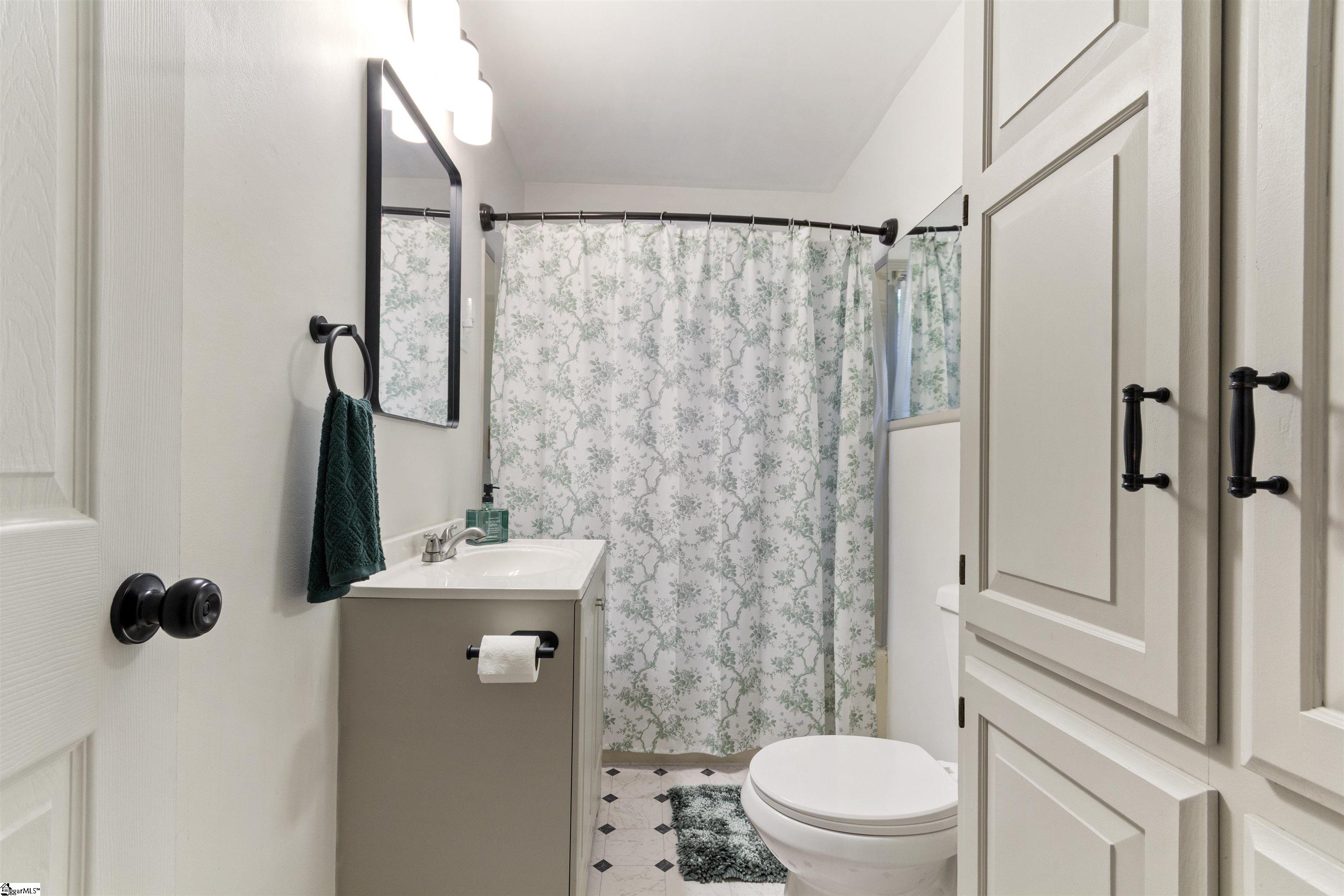 1121 Ireland Road Pickens, SC 29671