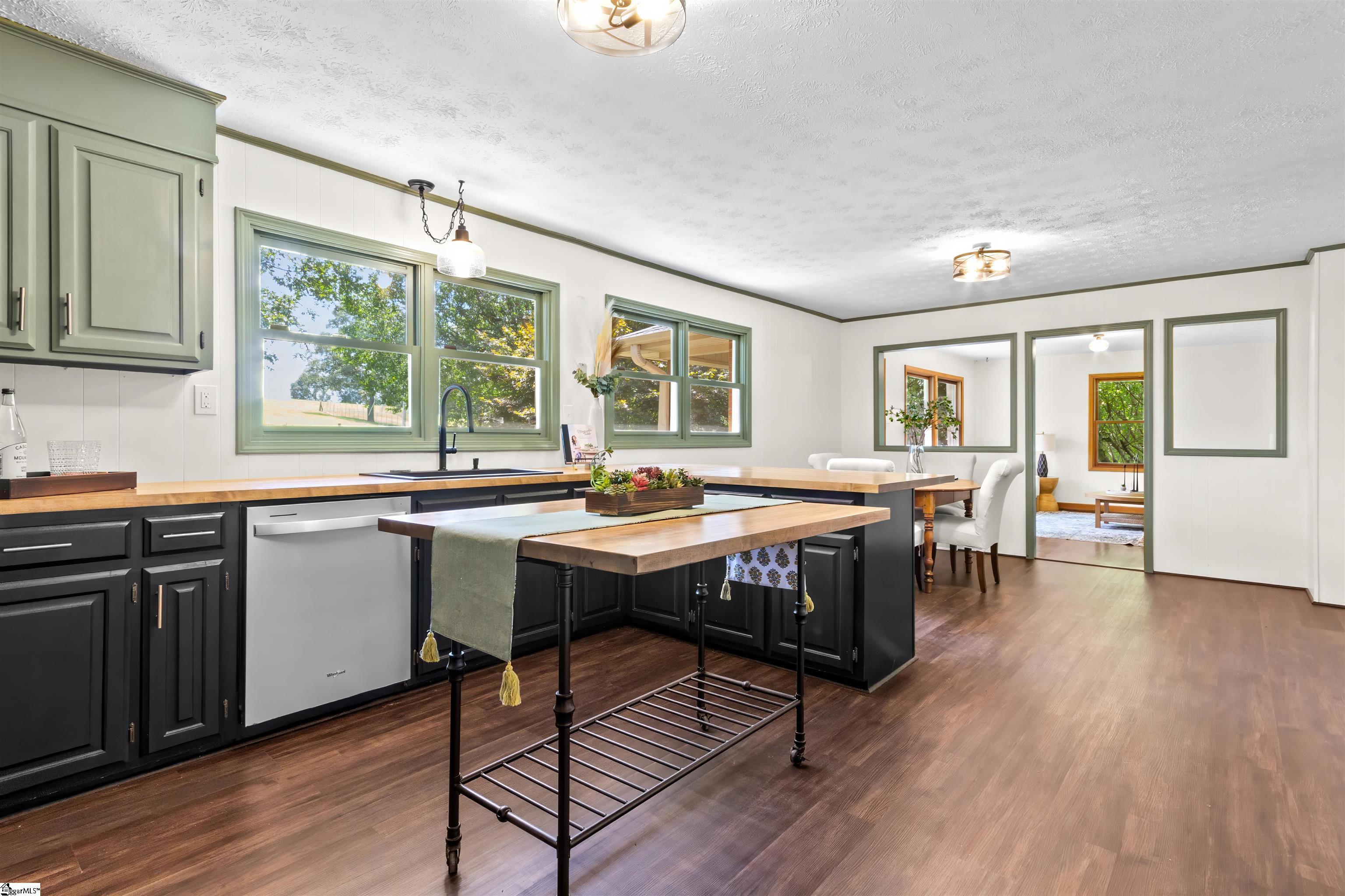 1121 Ireland Road Pickens, SC 29671
