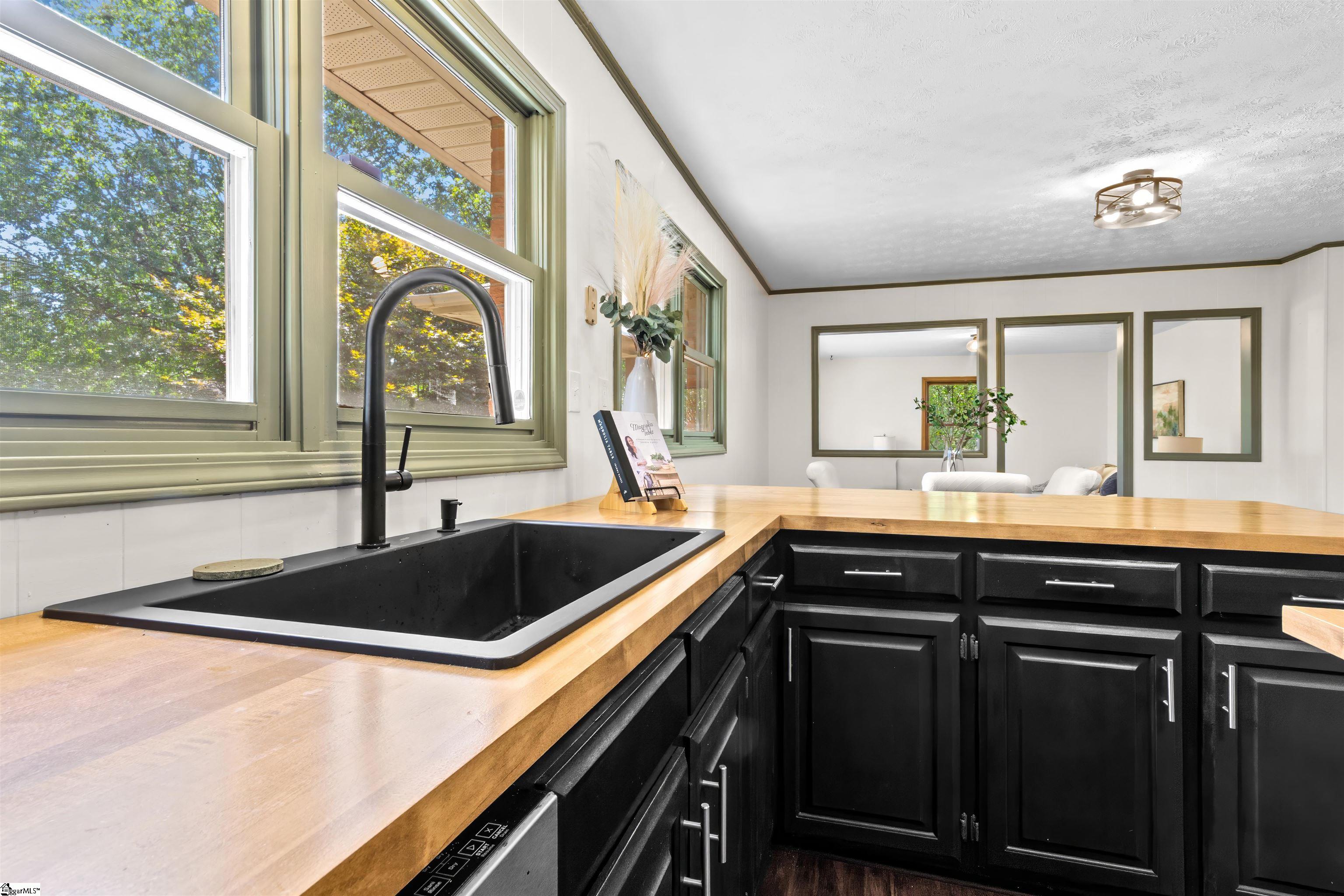 1121 Ireland Road Pickens, SC 29671