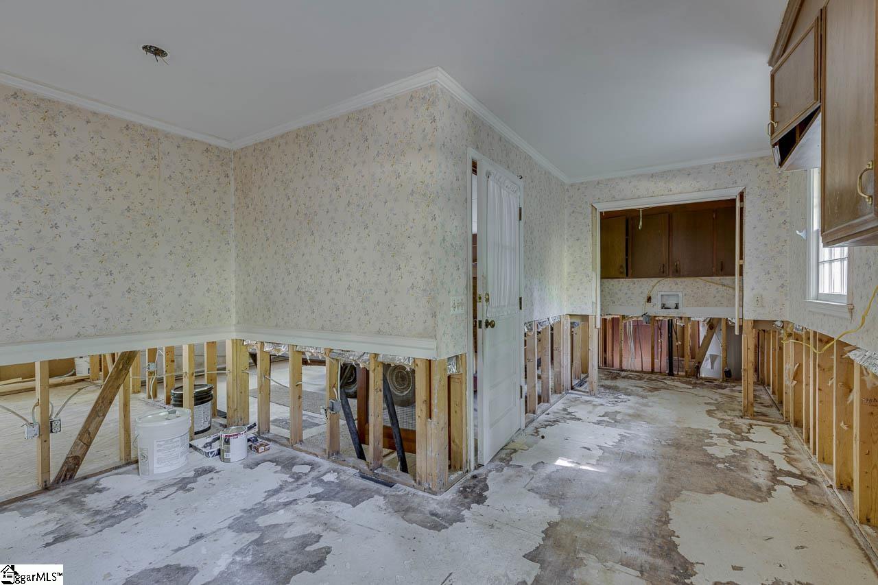100 Holly Road Taylors, SC 29687