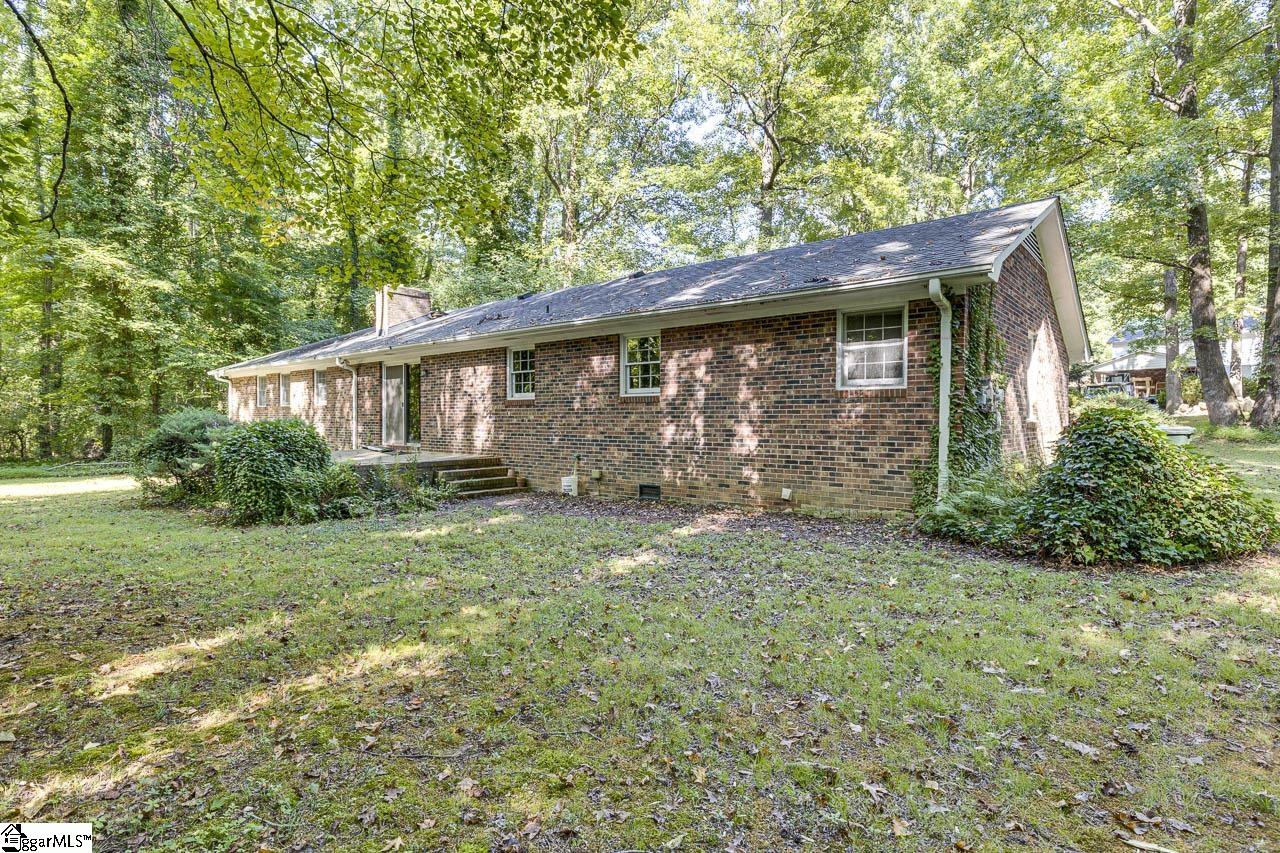 100 Holly Road Taylors, SC 29687