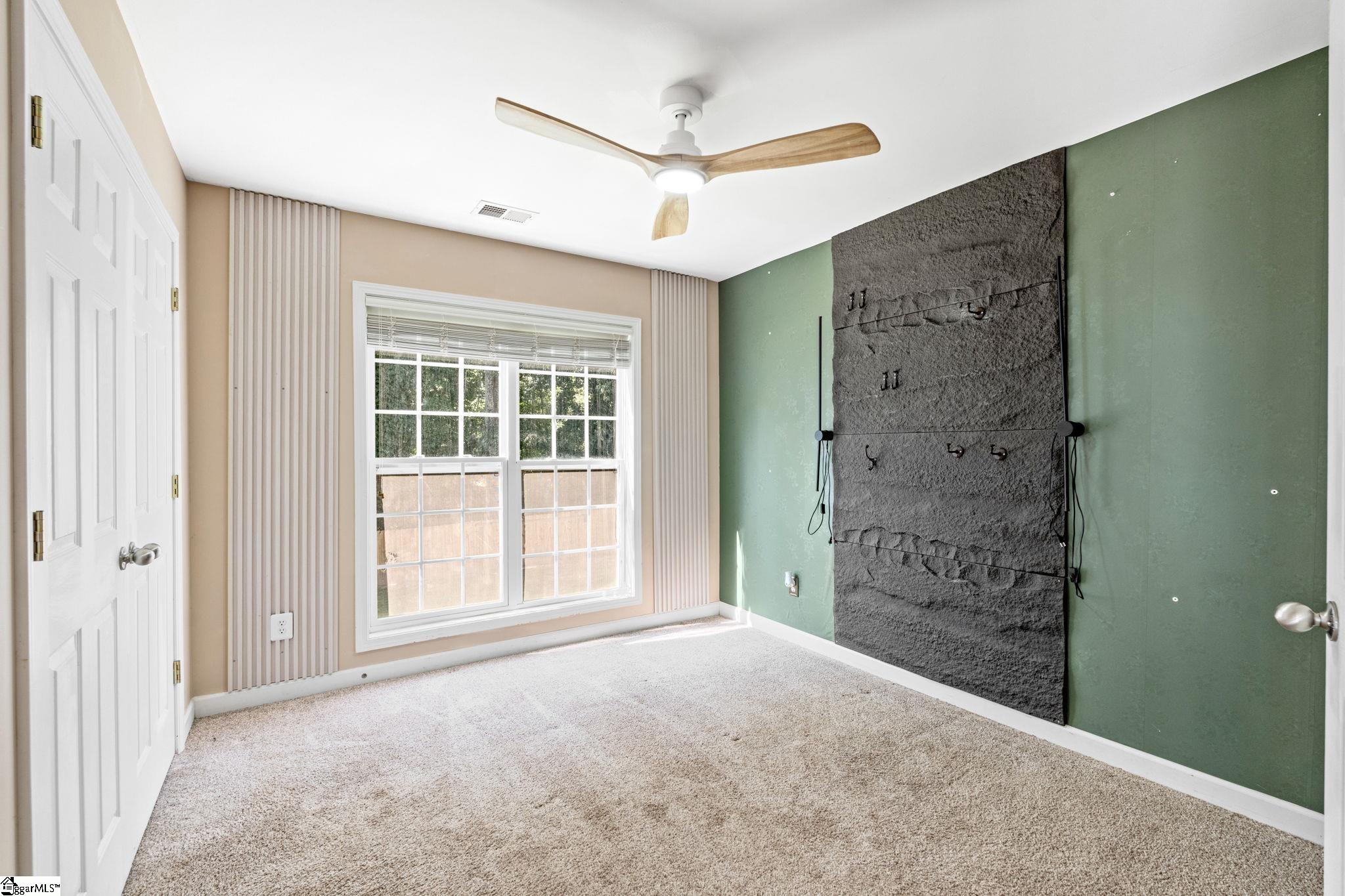 216 Barrett Drive Mauldin, SC 29662