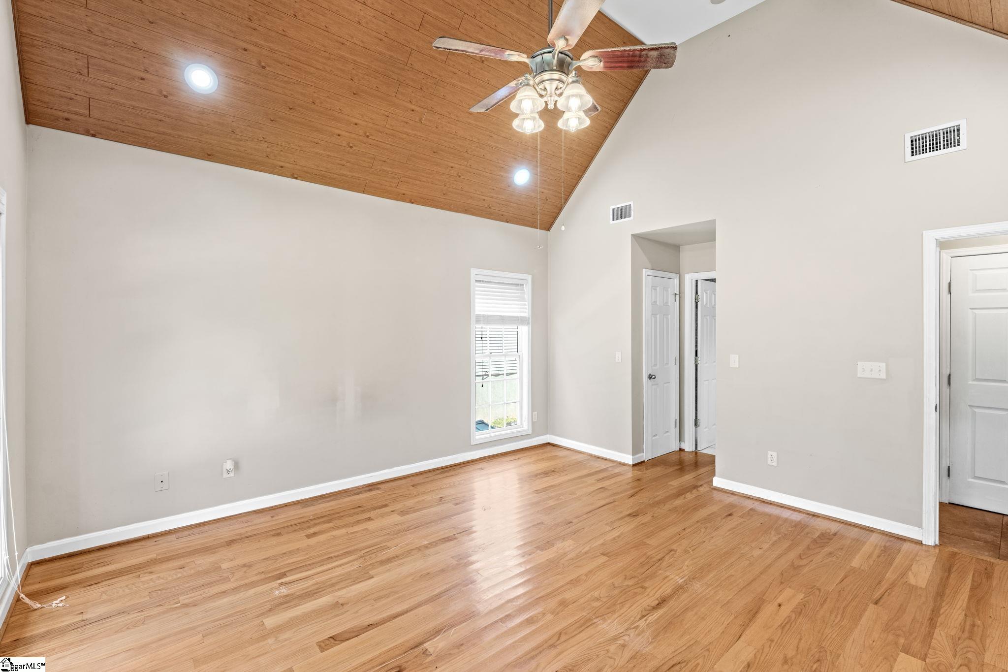 216 Barrett Drive Mauldin, SC 29662